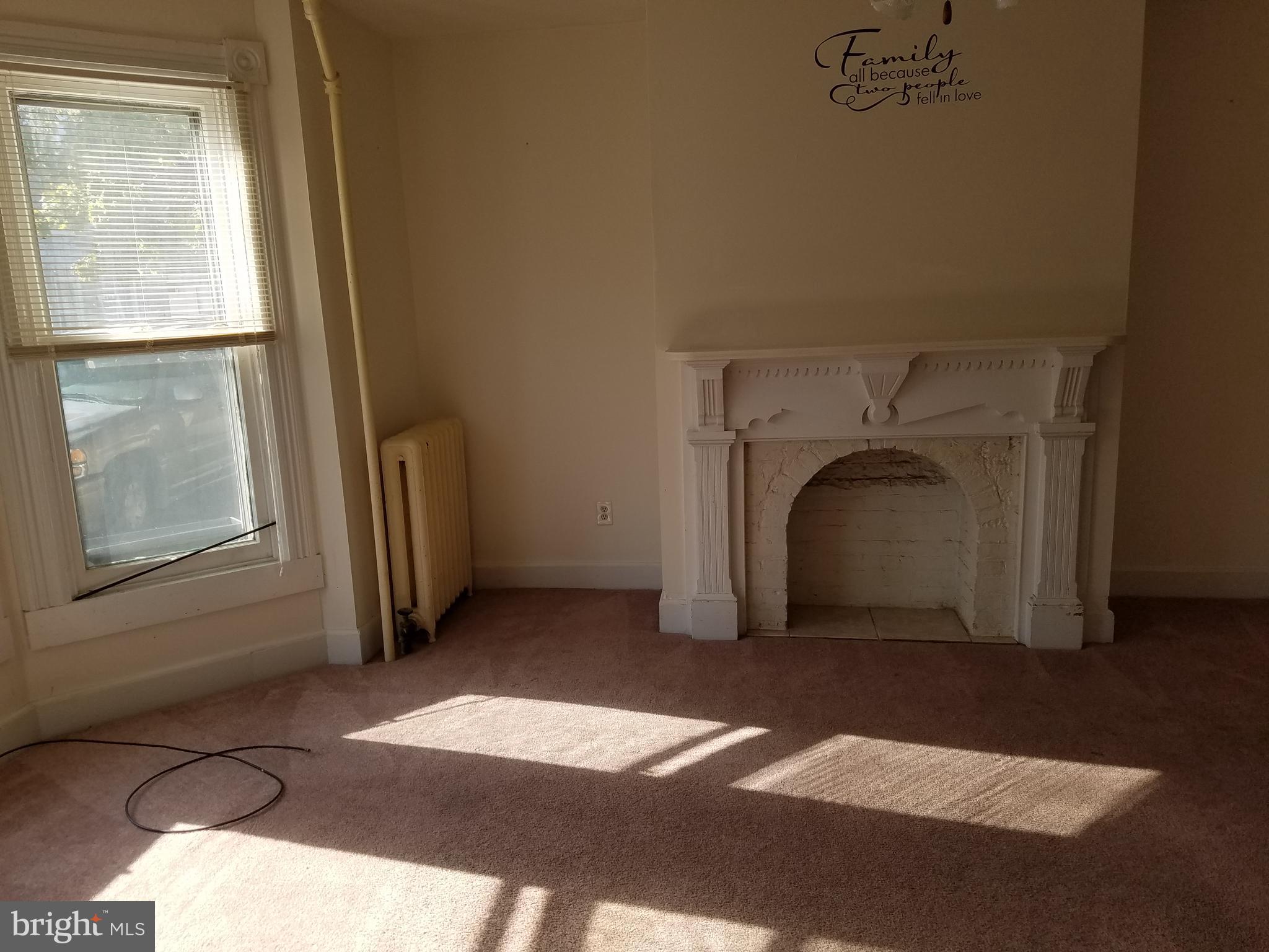 MARTINSBURG CITY - Residential Lease