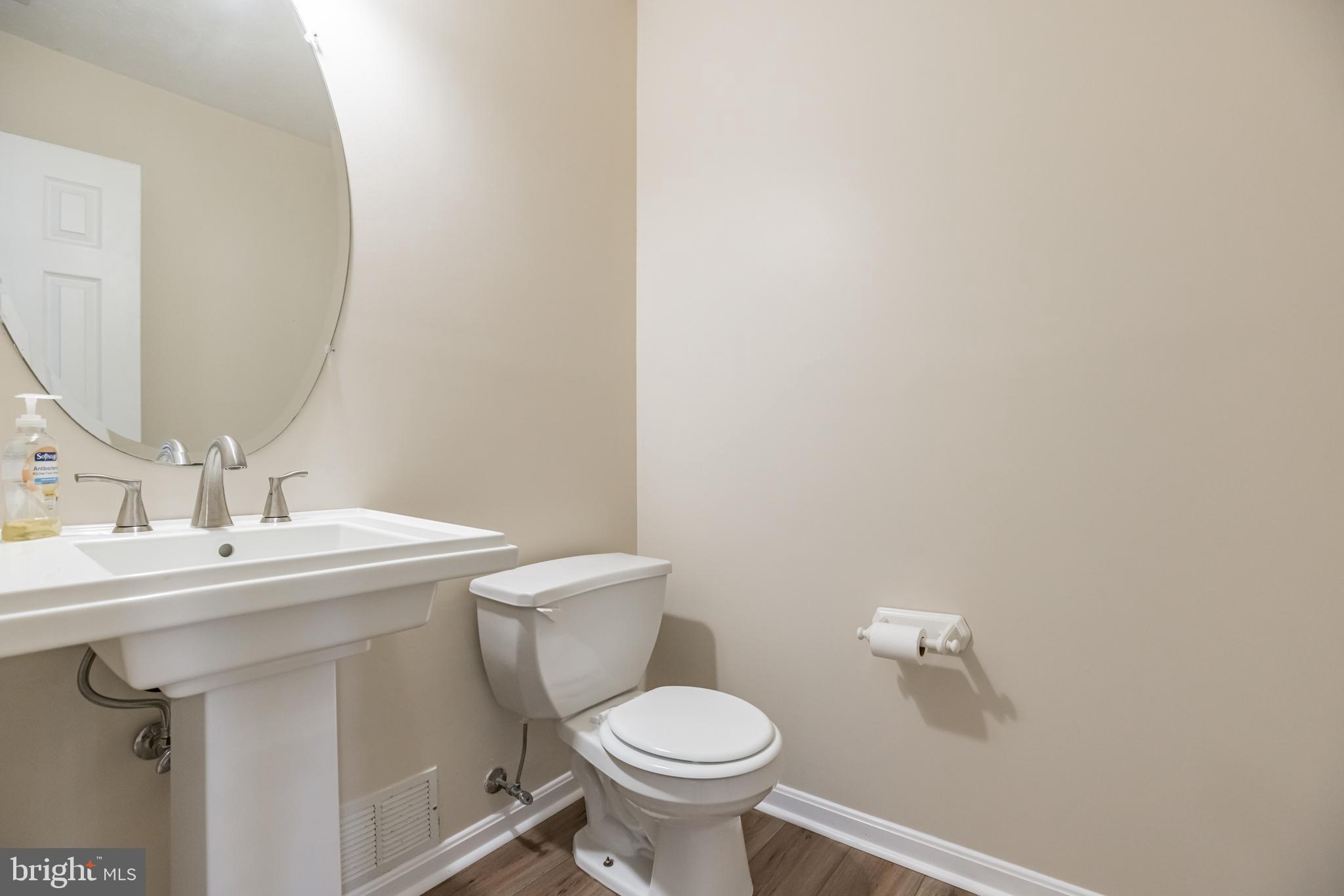 HICKORY HILLS NORTH - Residential