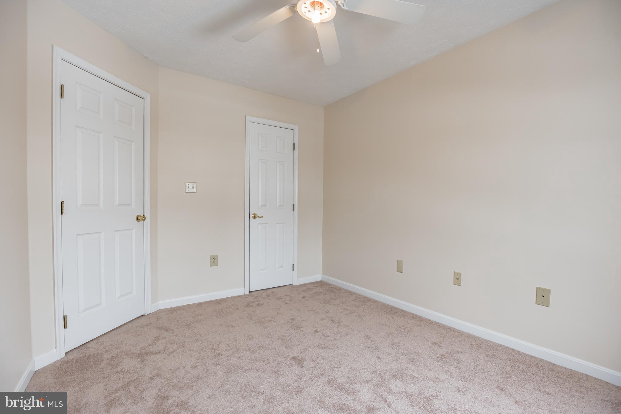 HICKORY HILLS NORTH - Residential