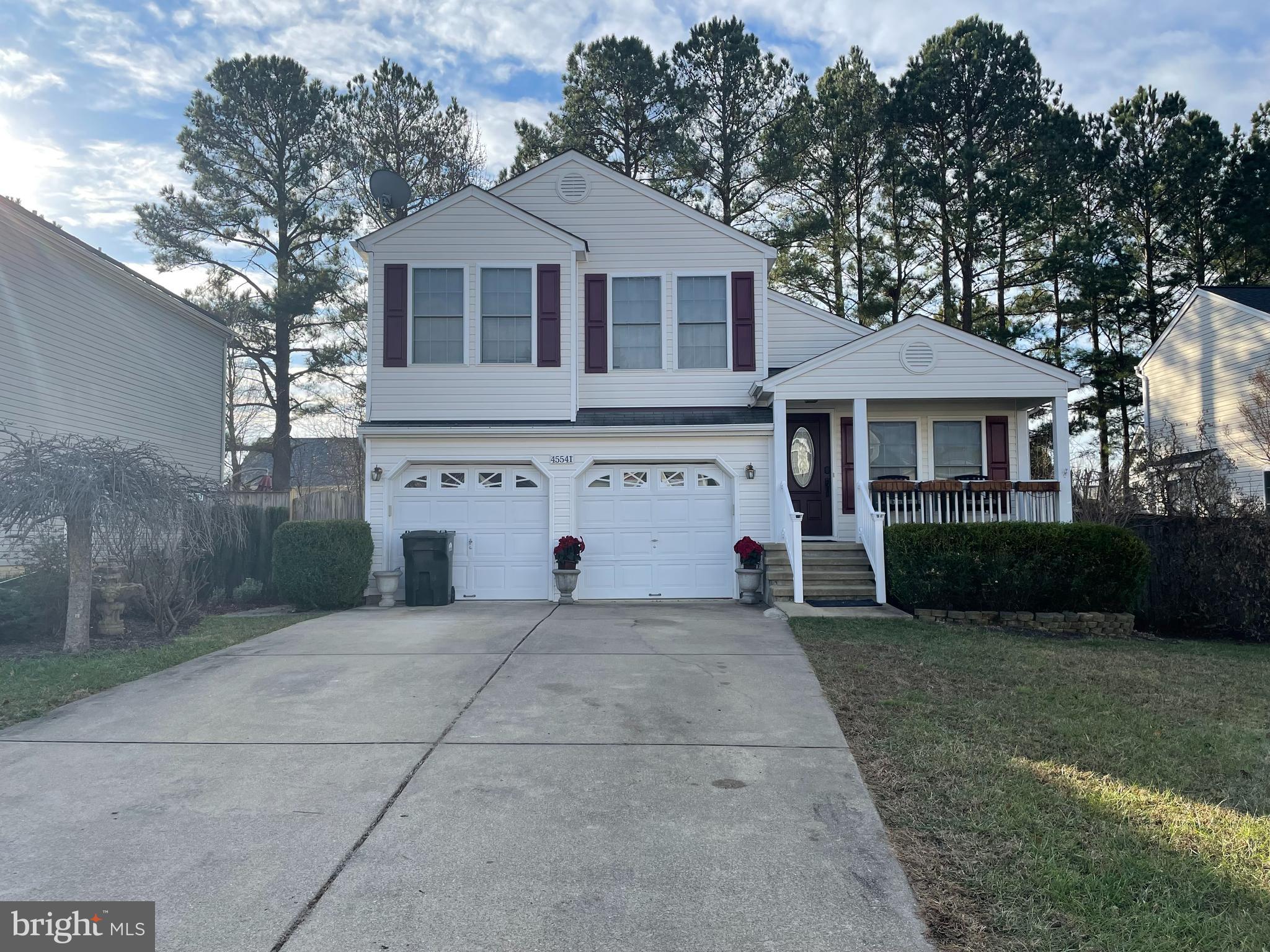 HICKORY HILLS NORTH - Residential