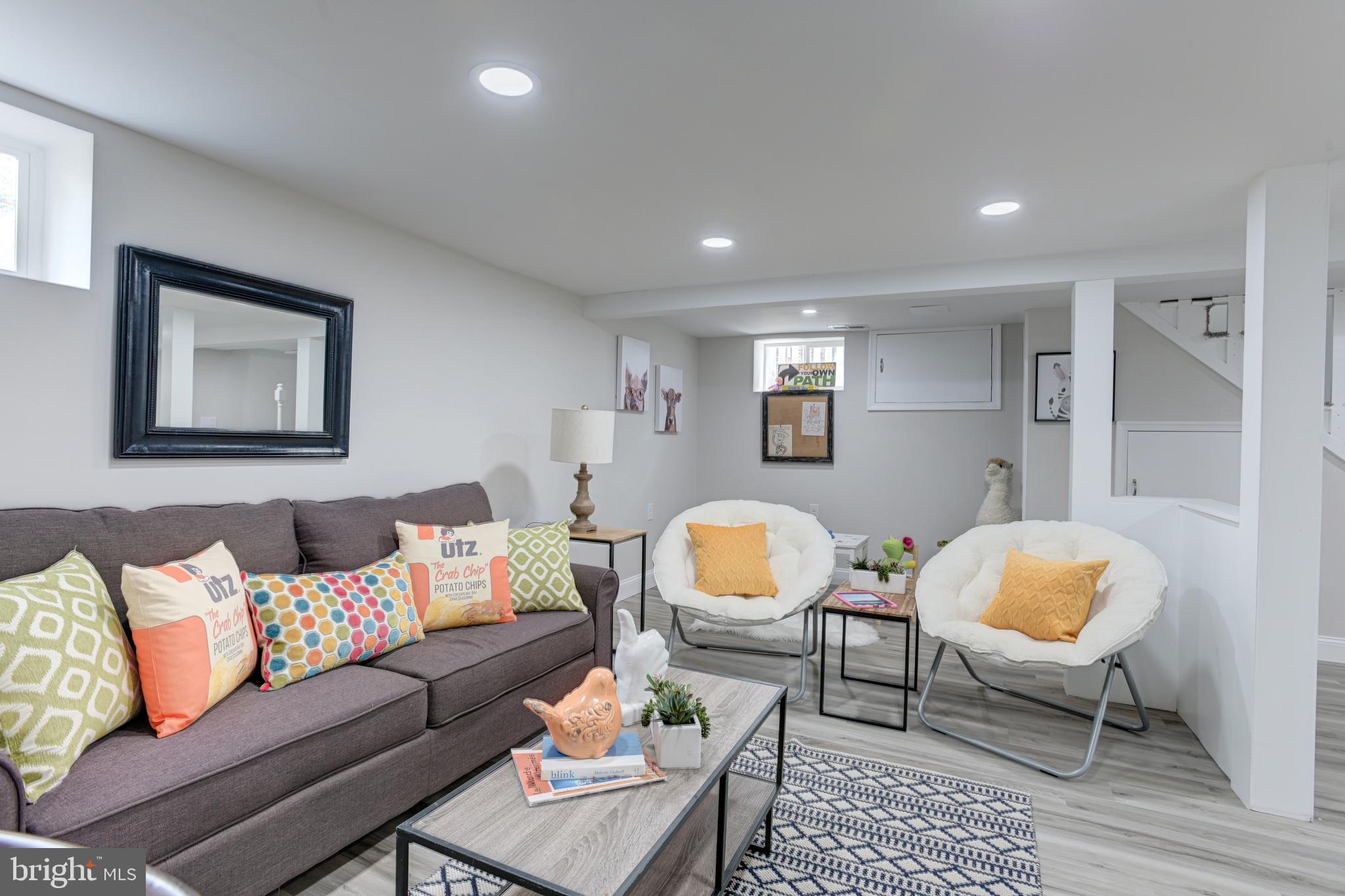 STONELEIGH - Residential Lease