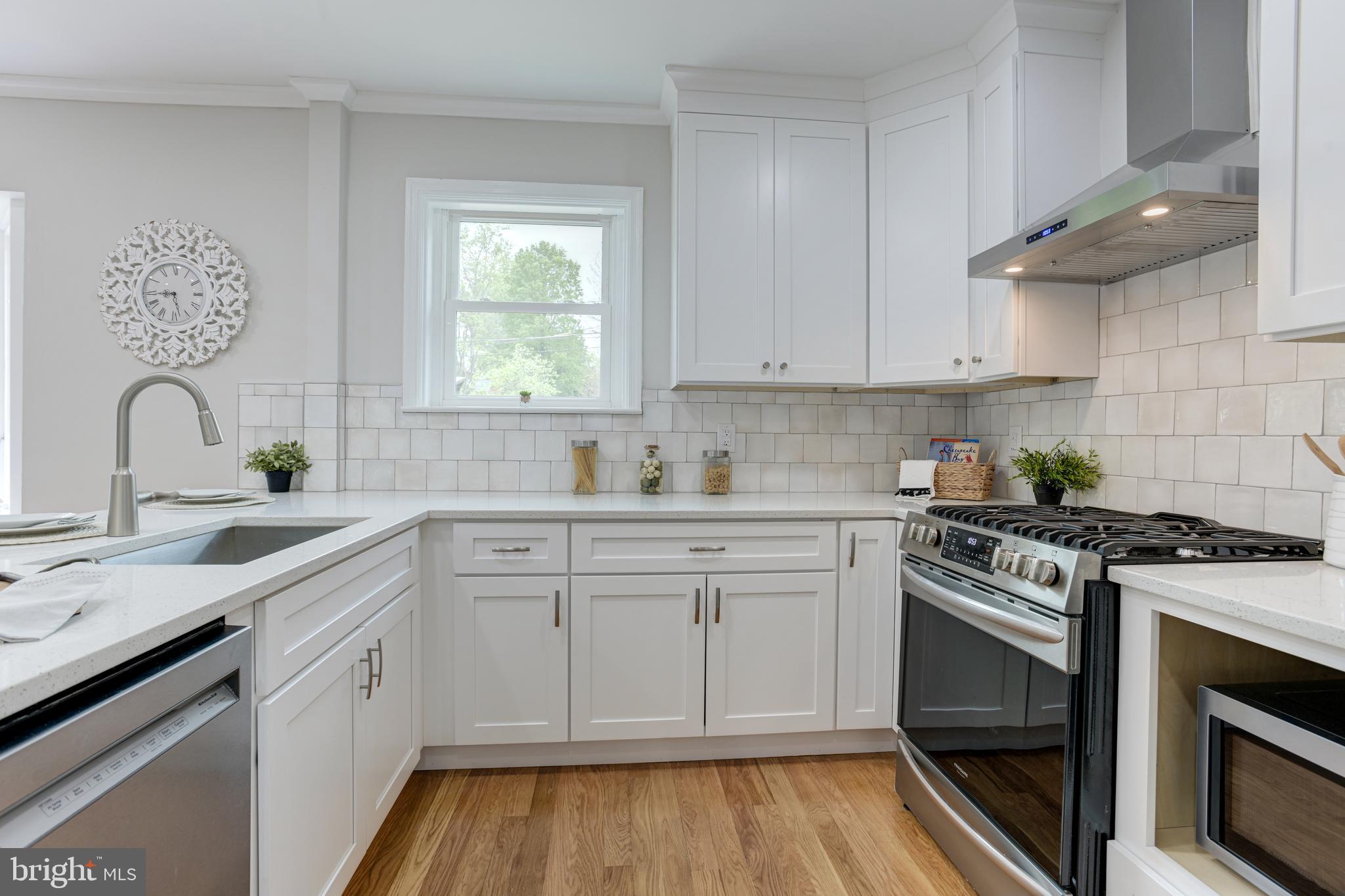 STONELEIGH - Residential Lease