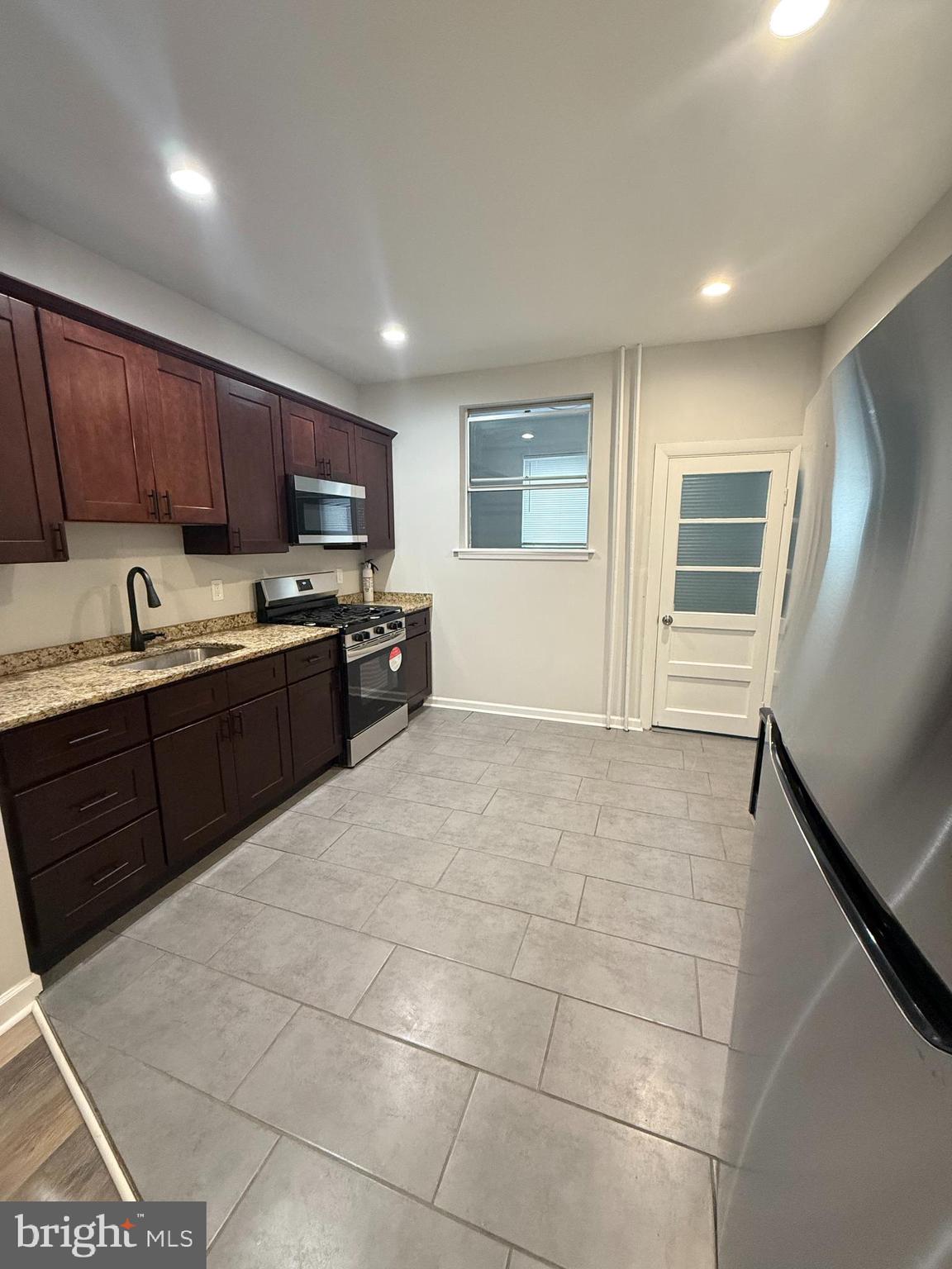 GRAYS FERRY - Residential