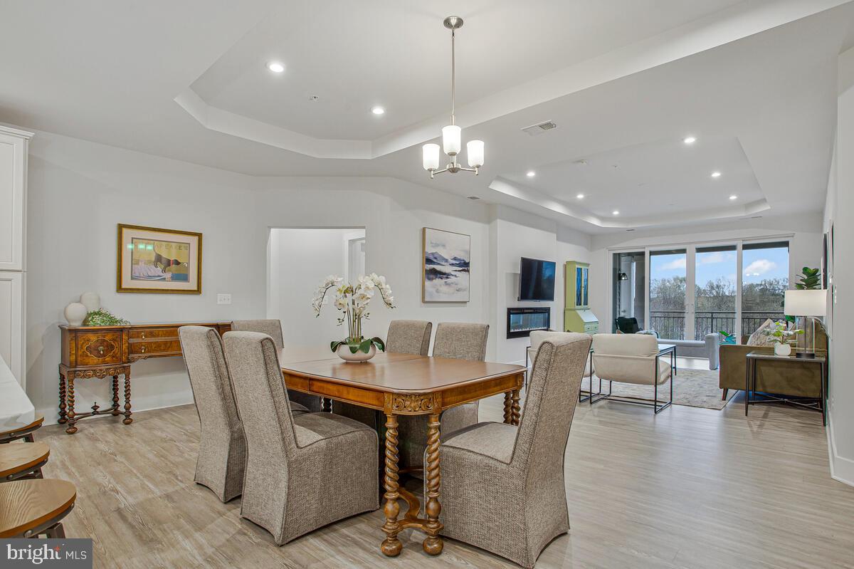 FOUR SEASONS AT KENT ISLAND - Residential