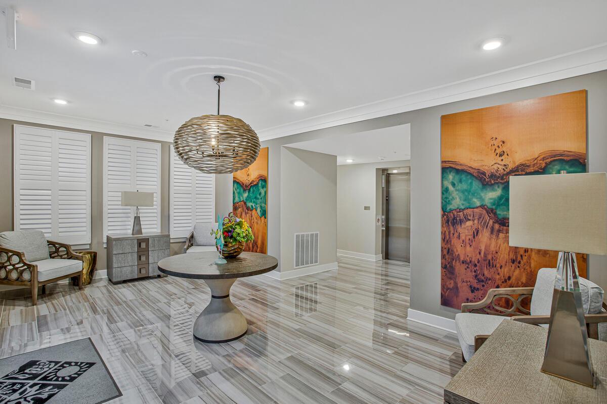 FOUR SEASONS AT KENT ISLAND - Residential