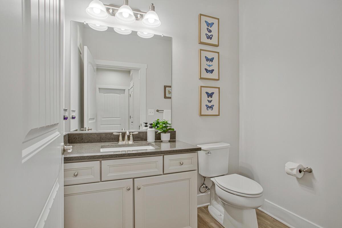 FOUR SEASONS AT KENT ISLAND - Residential