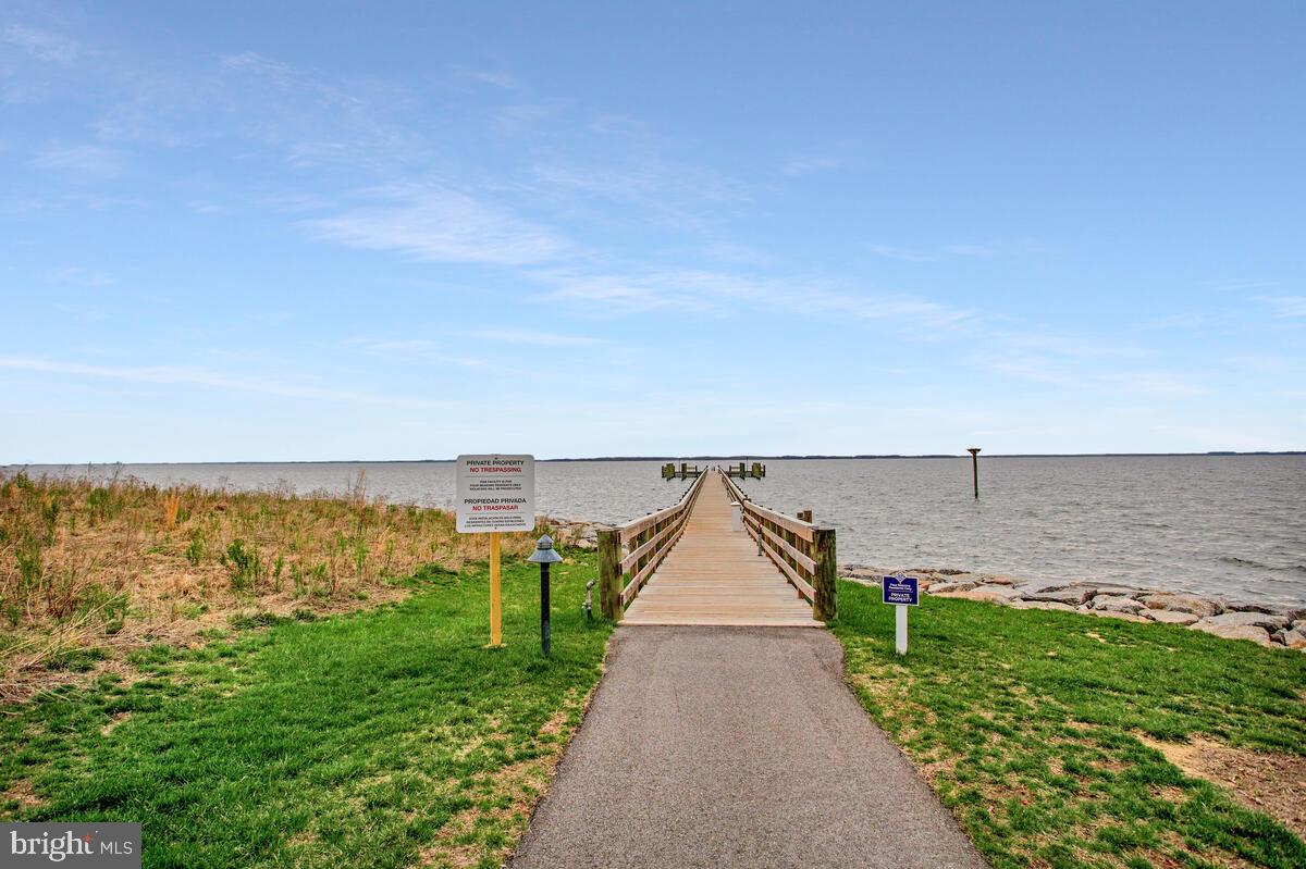 FOUR SEASONS AT KENT ISLAND - Residential