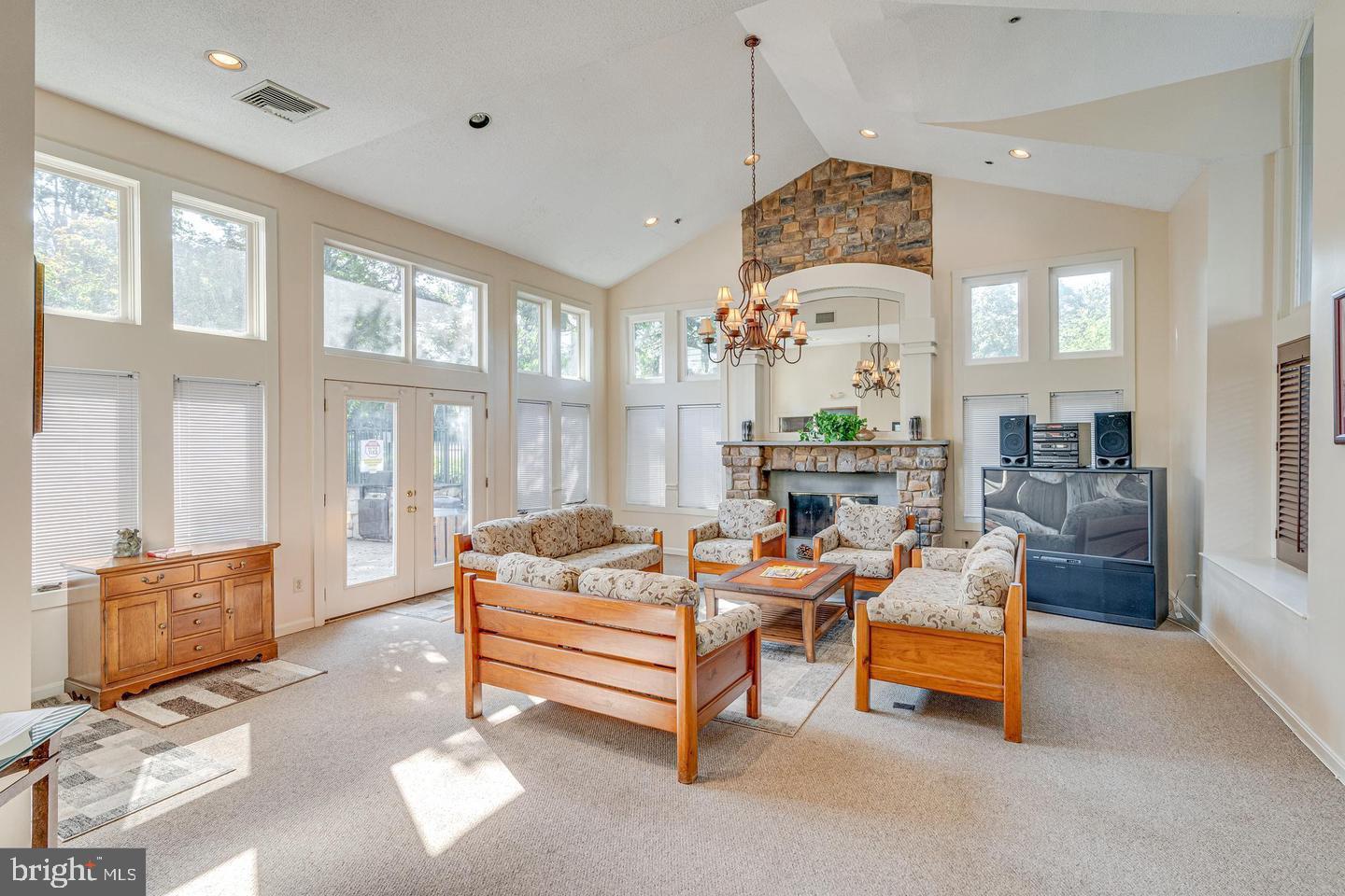 4405 FAIR STONE DRIVE 204