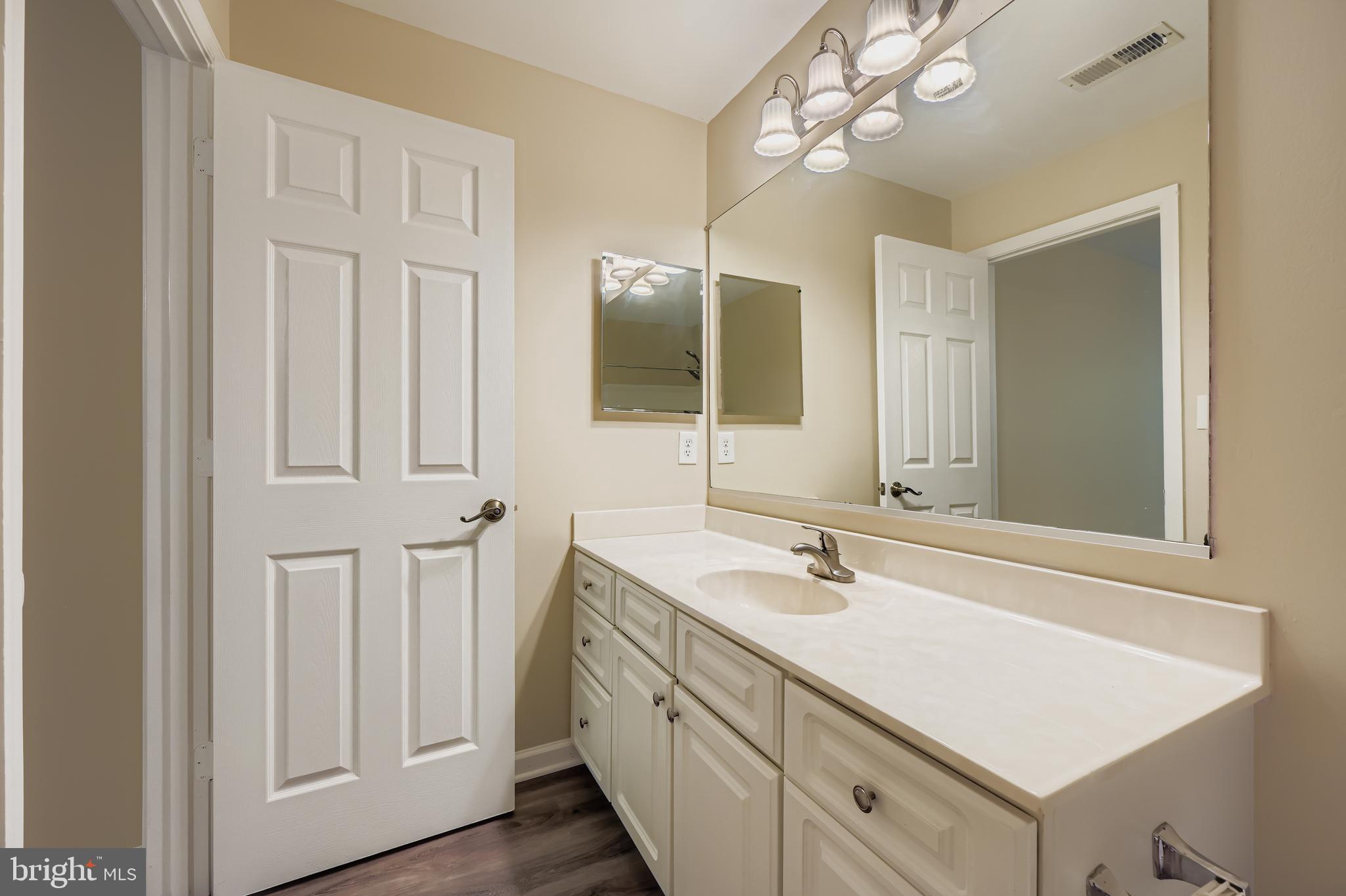 LAUREL FOREST - Residential