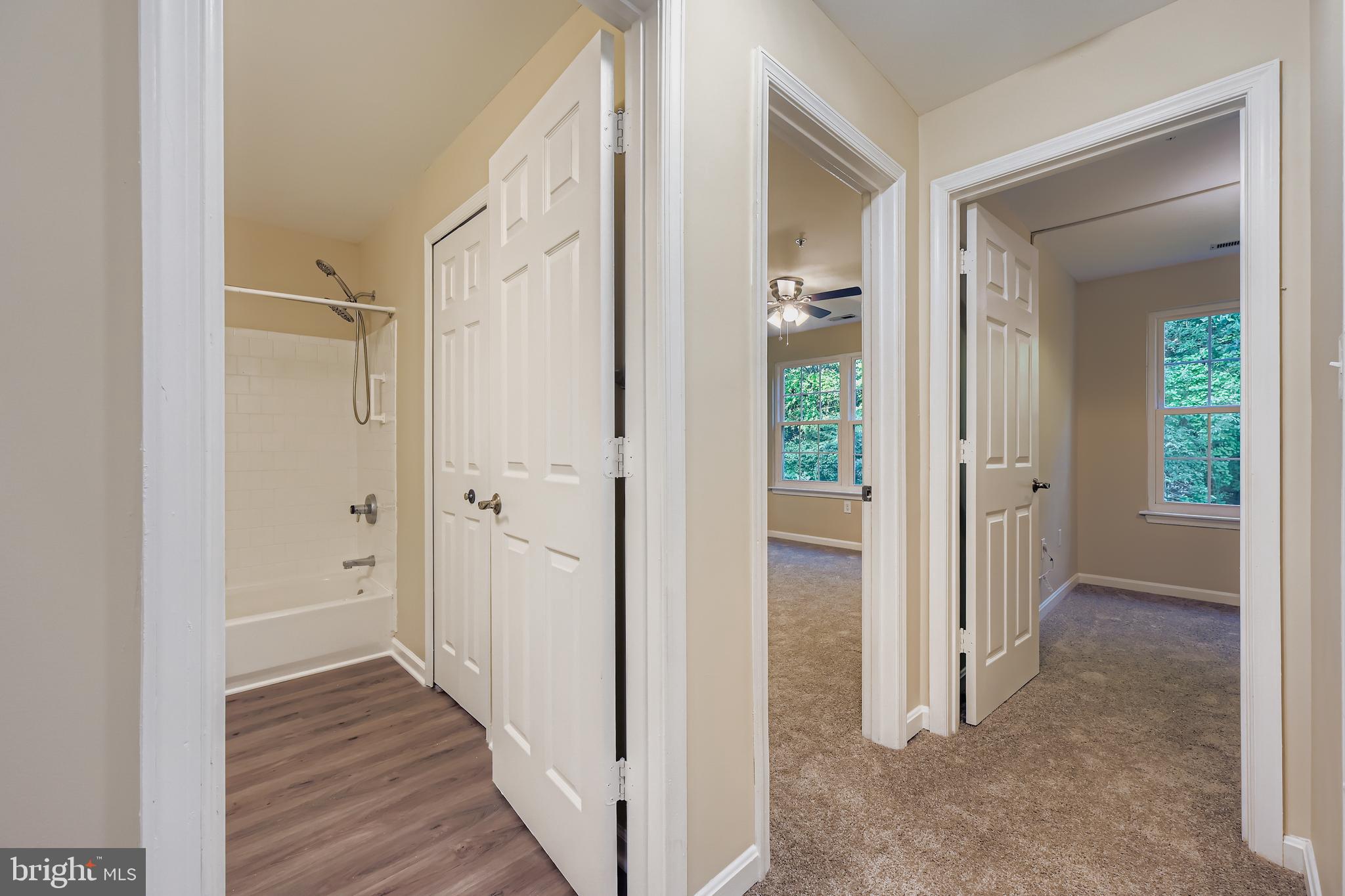 LAUREL FOREST - Residential