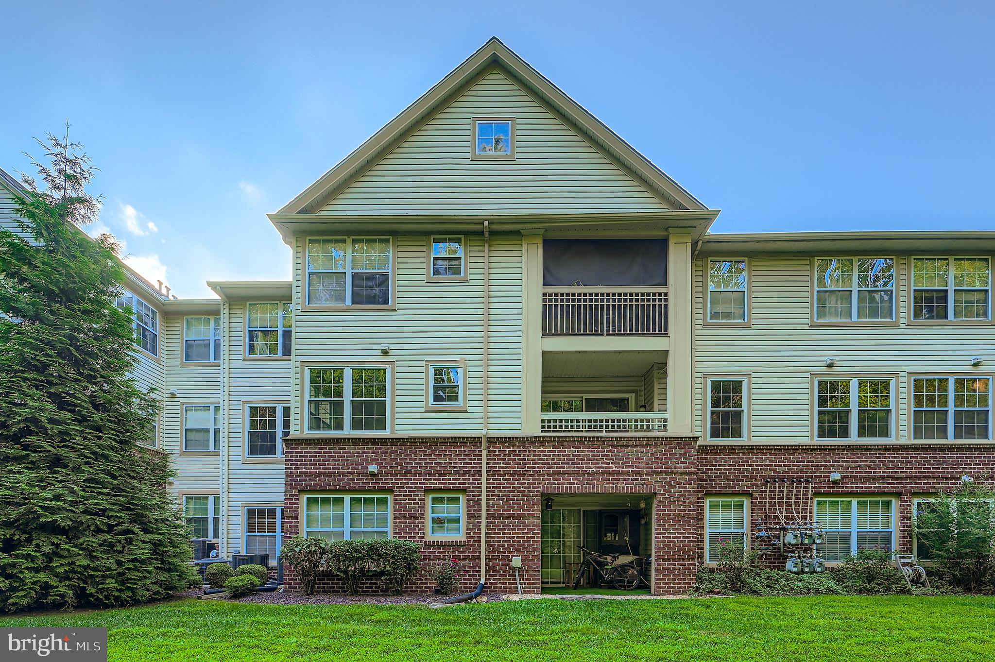 LAUREL FOREST - Residential