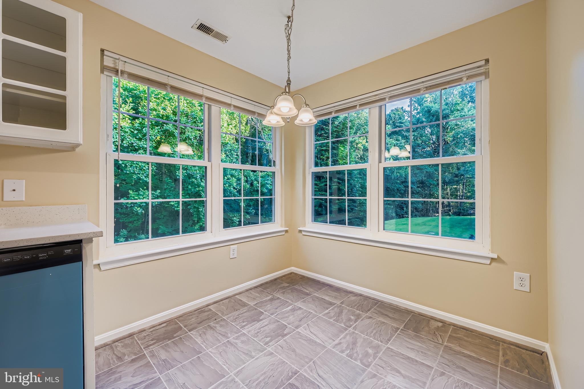 LAUREL FOREST - Residential