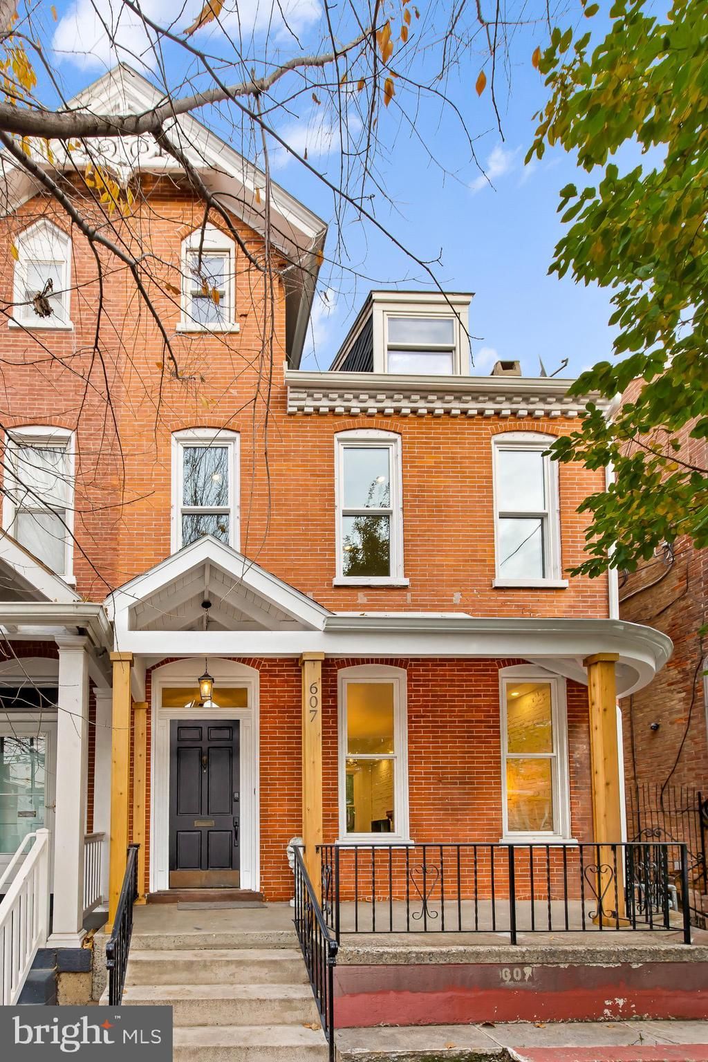 Photo of 607 N Lime Street, Lancaster, PA 17602 (MLS # PALA2044504)