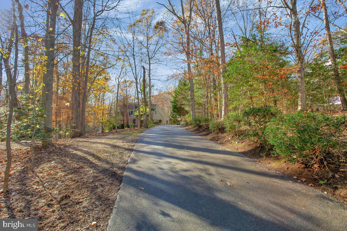 3055 BLACKBERRY LANE