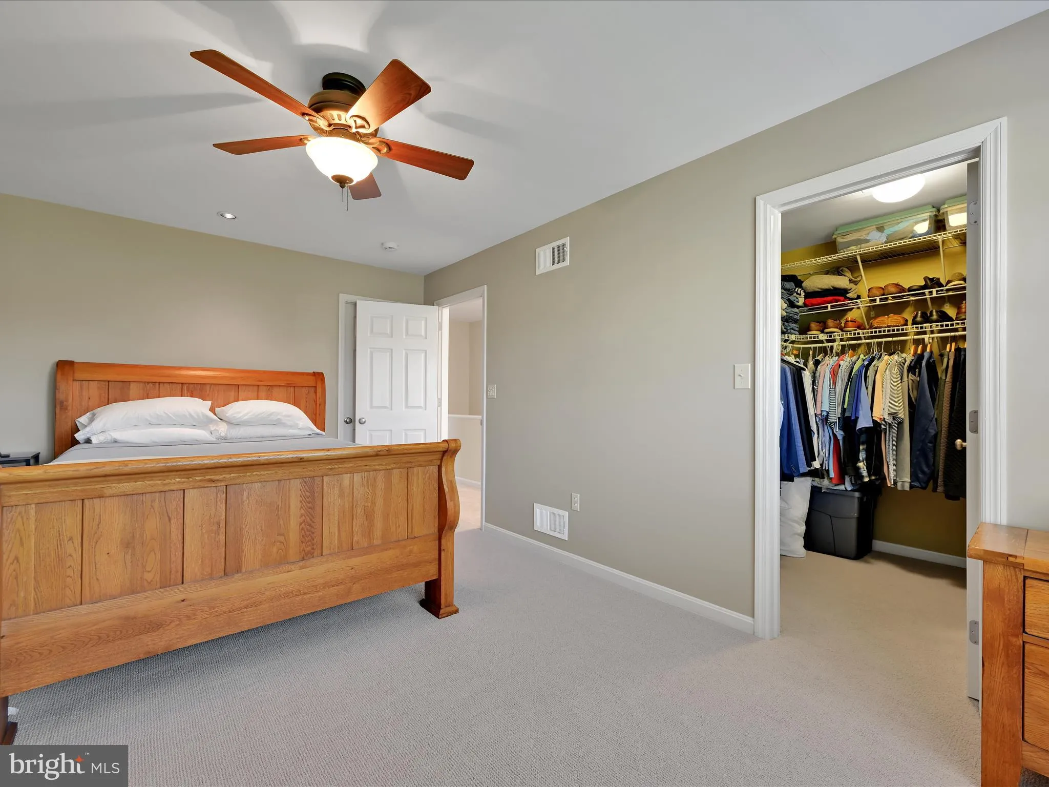 Lancaster, Pennsylvania 17601, United States, 2 Bedrooms Bedrooms, ,2 BathroomsBathrooms,Residential,Active,225858