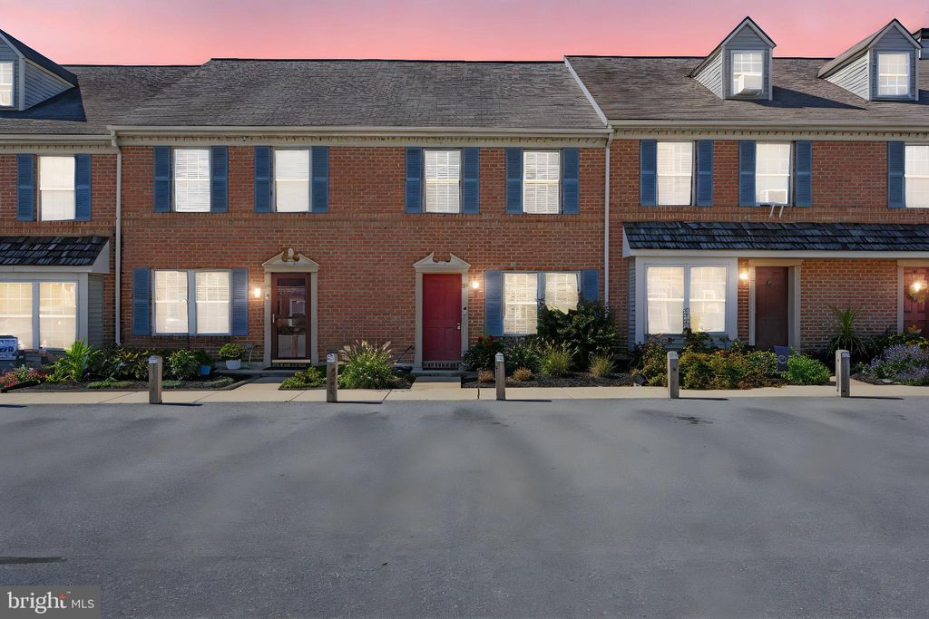 Photo of 159 Melrose Lane, LANCASTER, PA 17601 (MLS # PALA2077956)