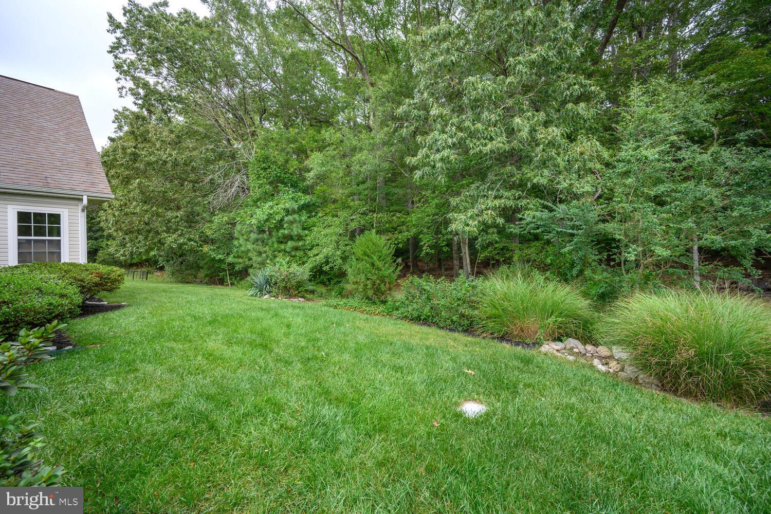 LONGBOAT ESTATES - Residential