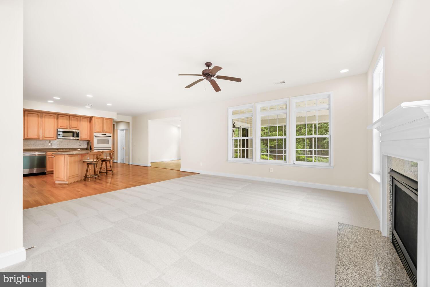 LONGBOAT ESTATES - Residential