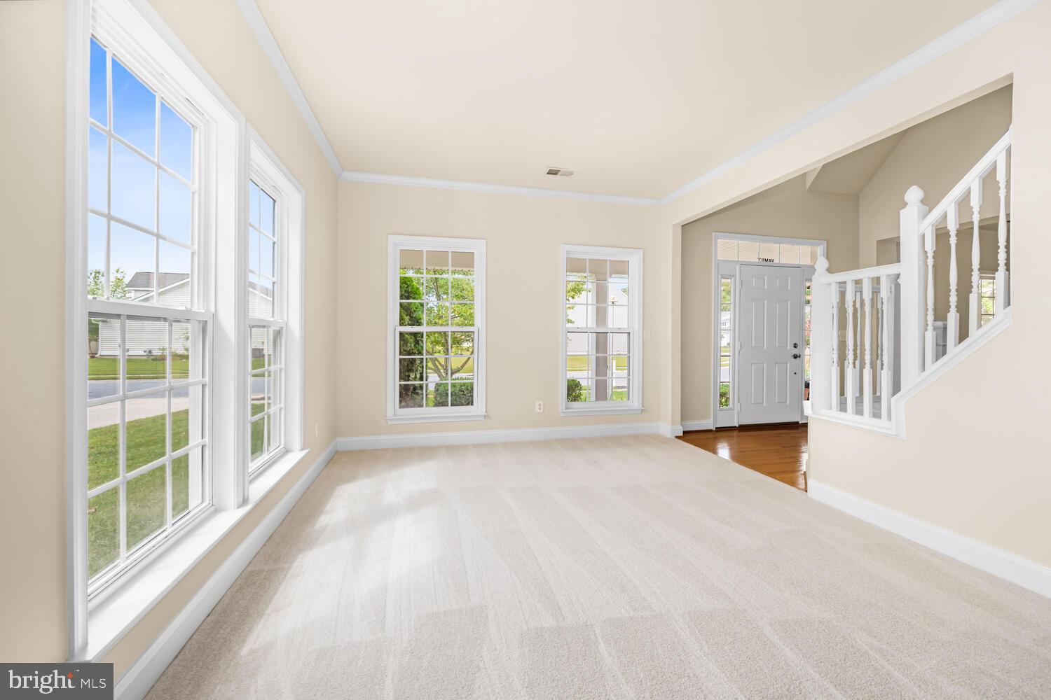 LONGBOAT ESTATES - Residential