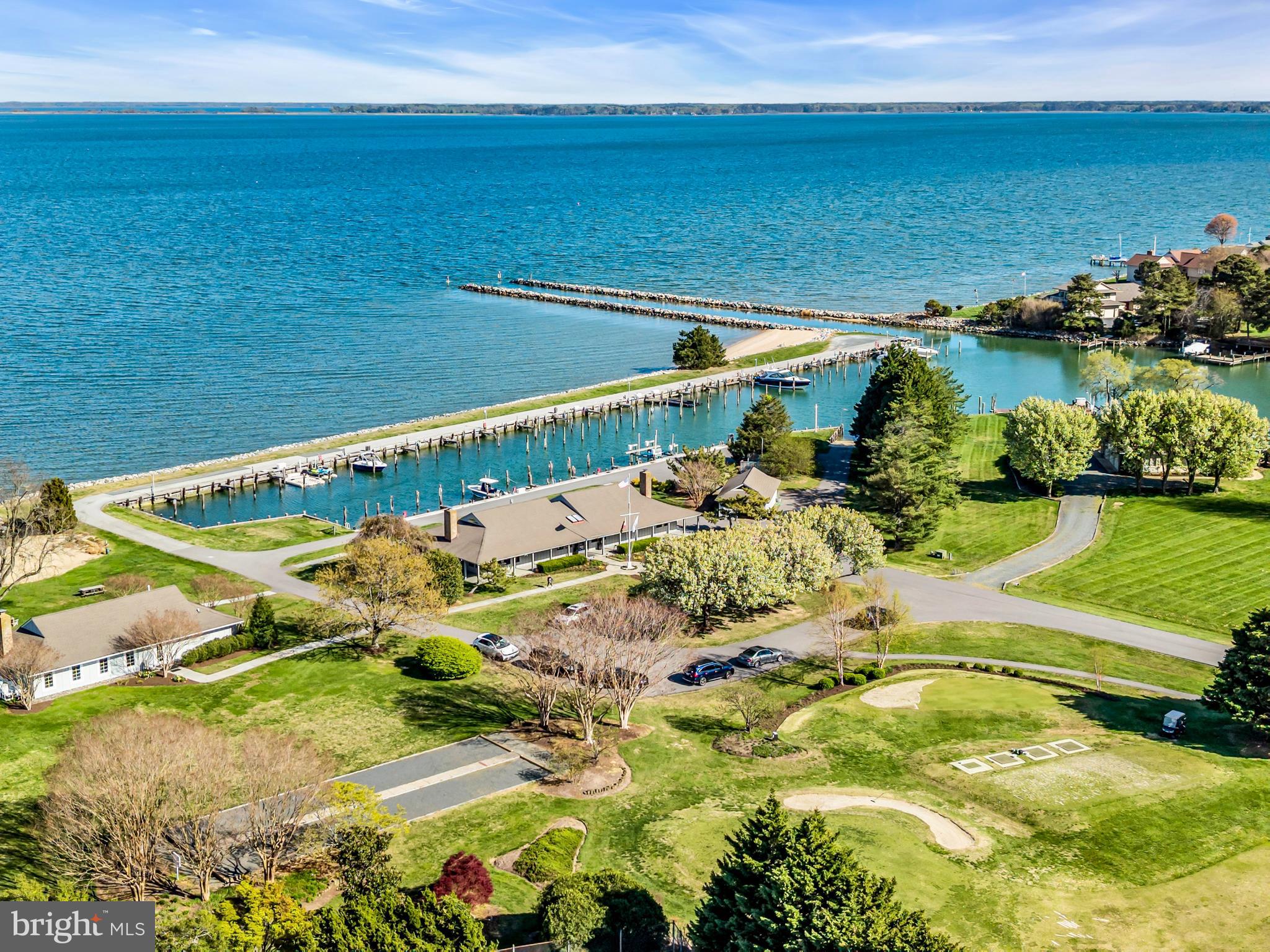 COVE CREEK CLUB - Residential