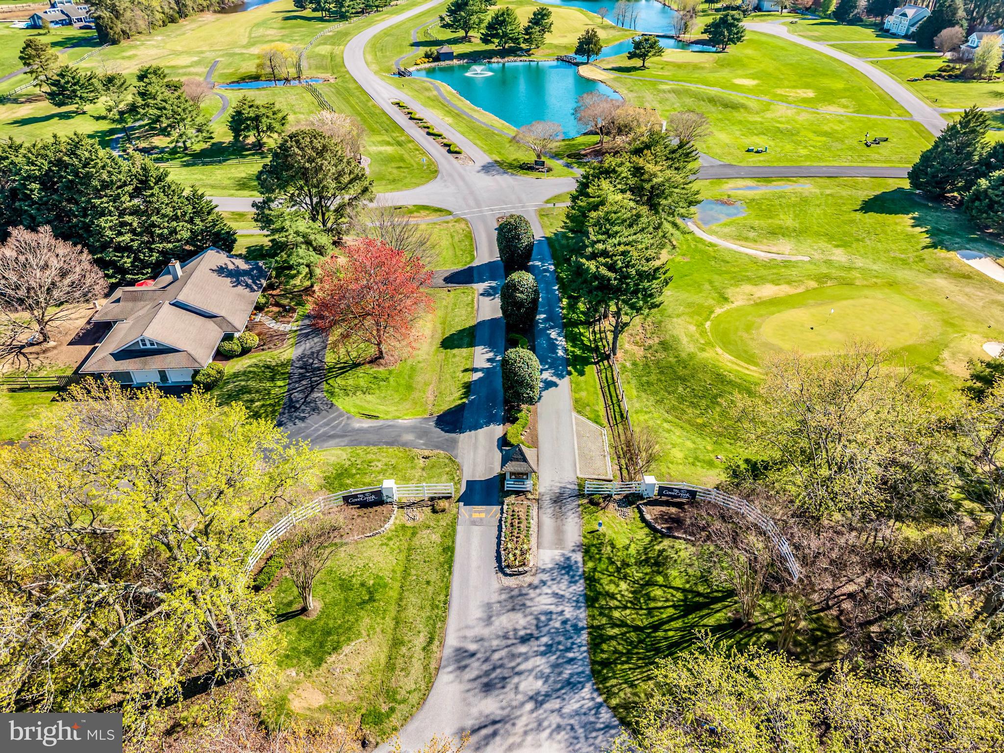 COVE CREEK CLUB - Residential