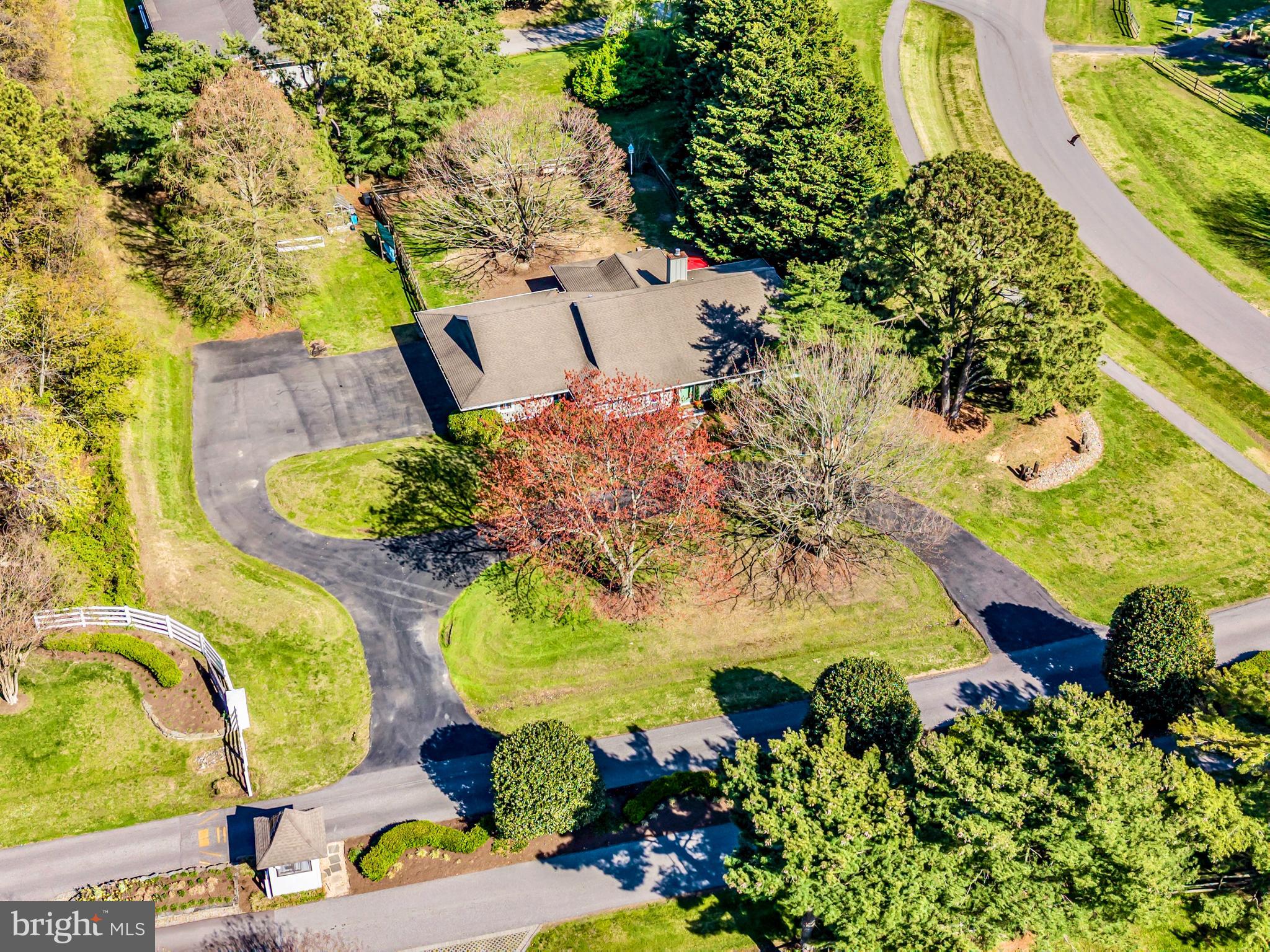 COVE CREEK CLUB - Residential