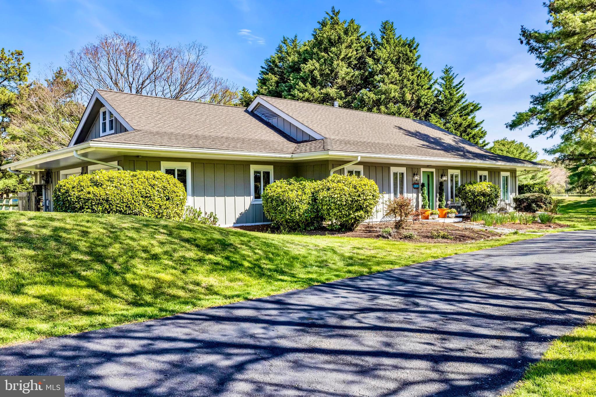 COVE CREEK CLUB - Residential