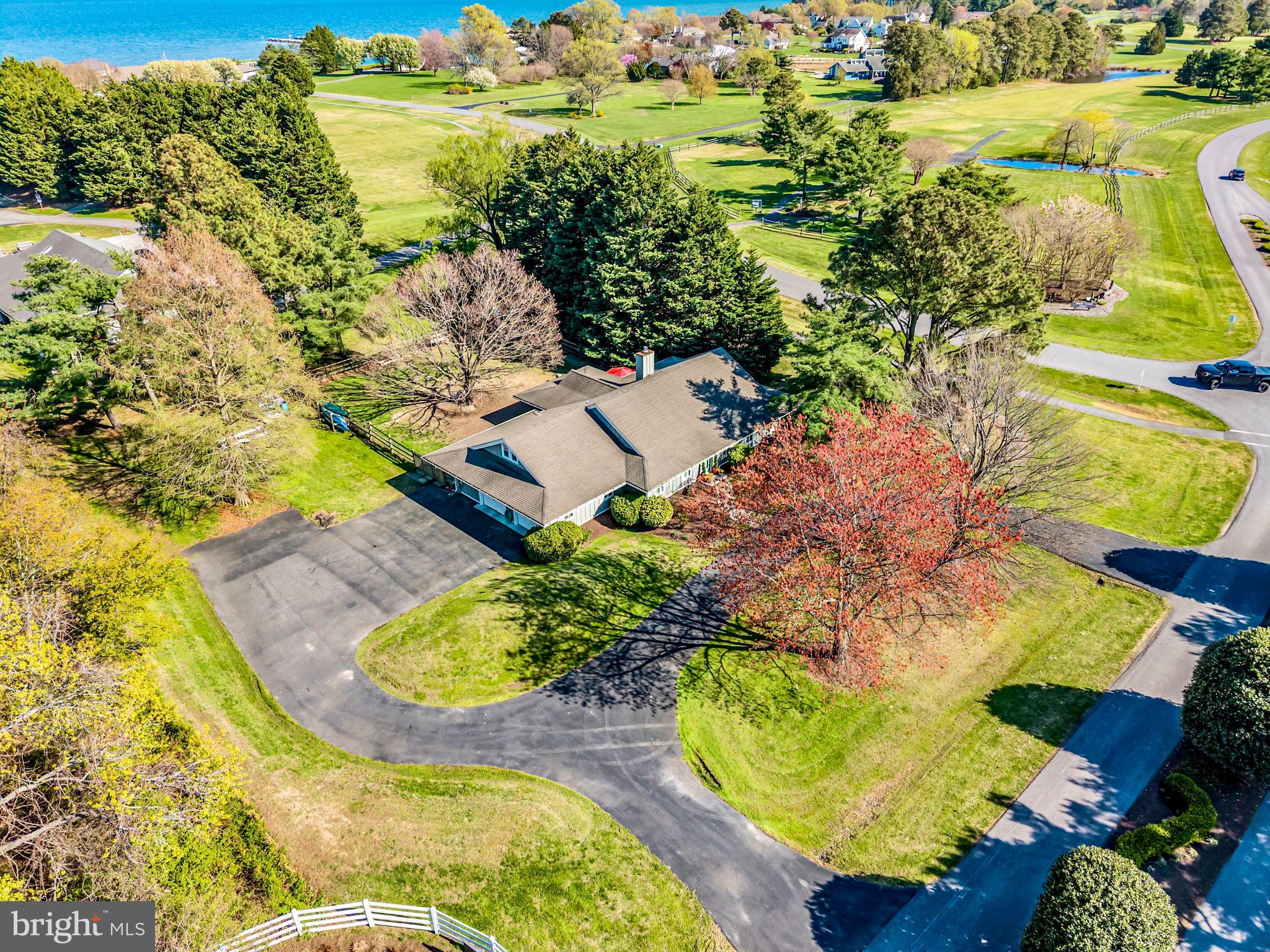 COVE CREEK CLUB - Residential