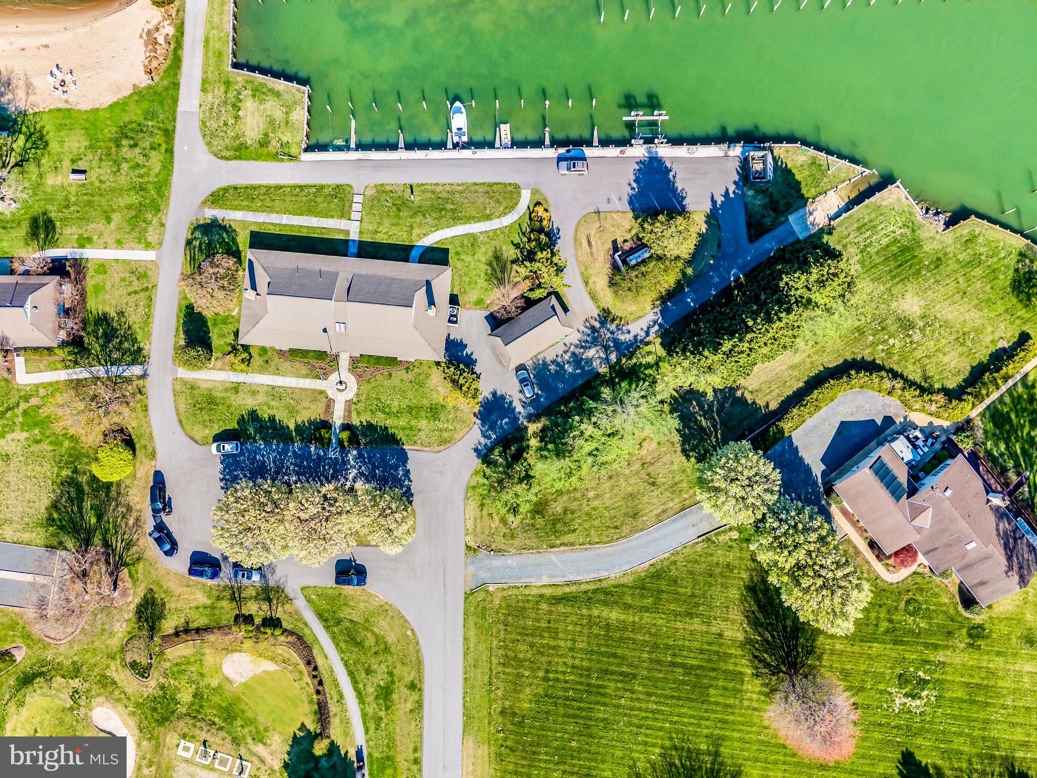 COVE CREEK CLUB - Residential