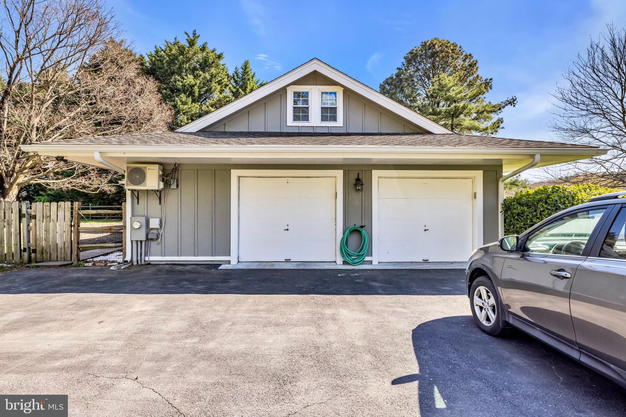 COVE CREEK CLUB - Residential