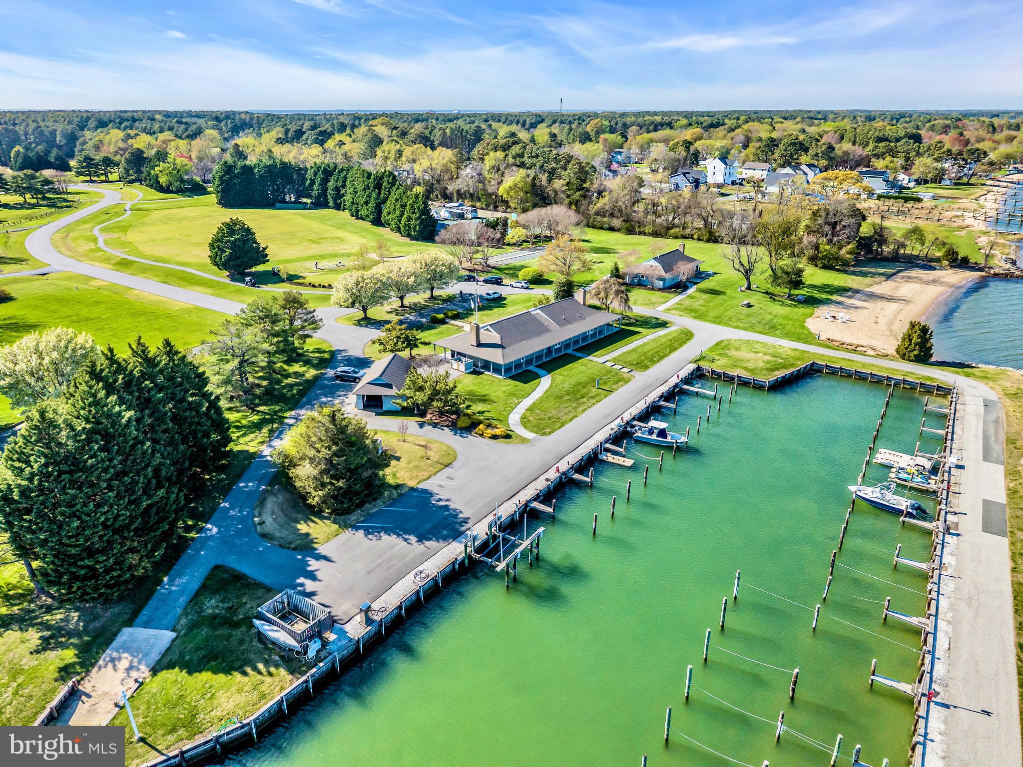 COVE CREEK CLUB - Residential