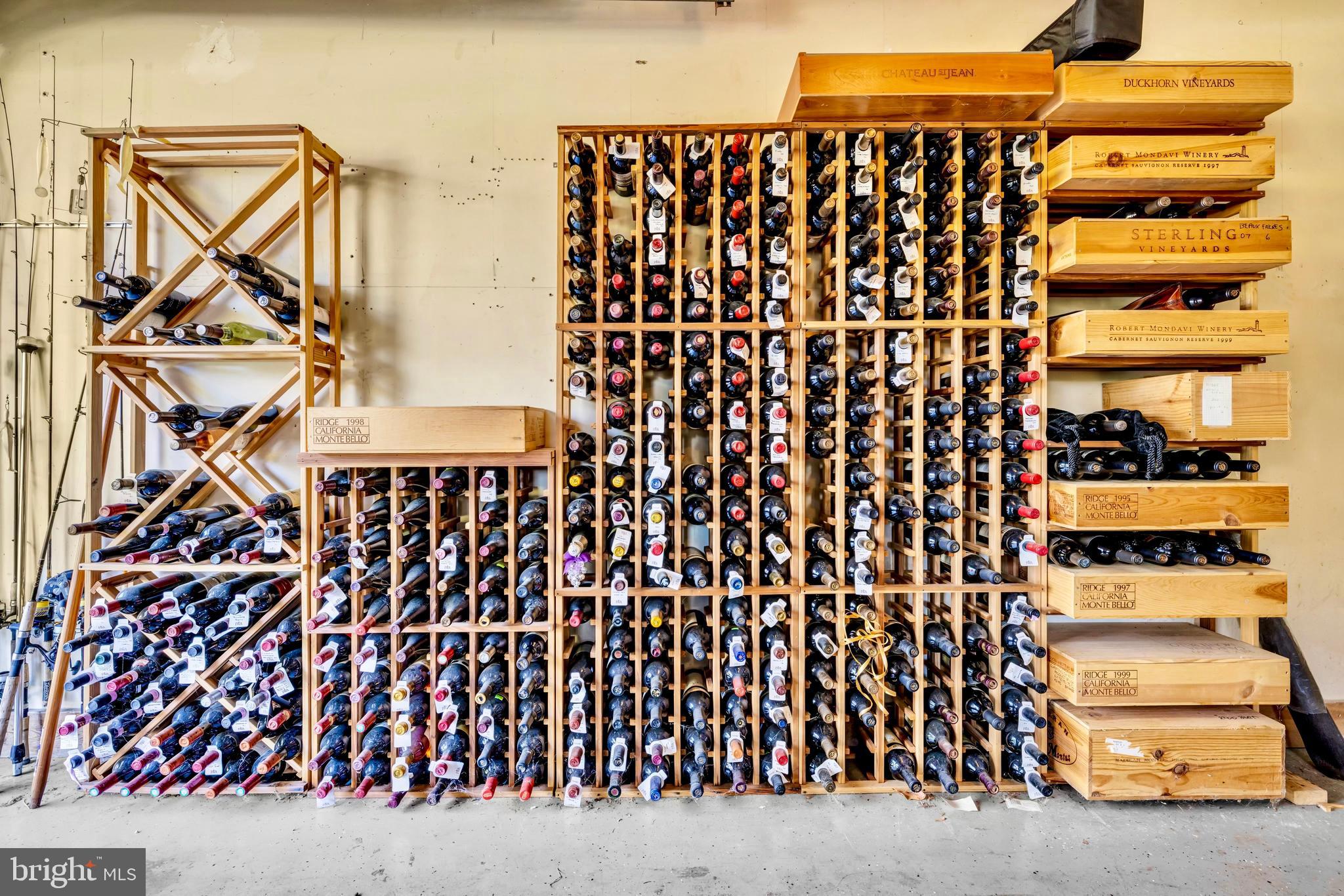 COVE CREEK CLUB - Residential