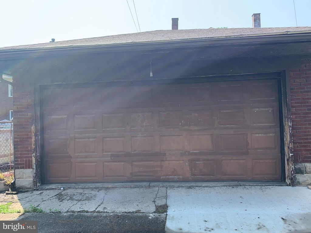 Photo of 512 Cypress Ave, JOHNSTOWN, PA 15902 (MLS # PACA2000728)