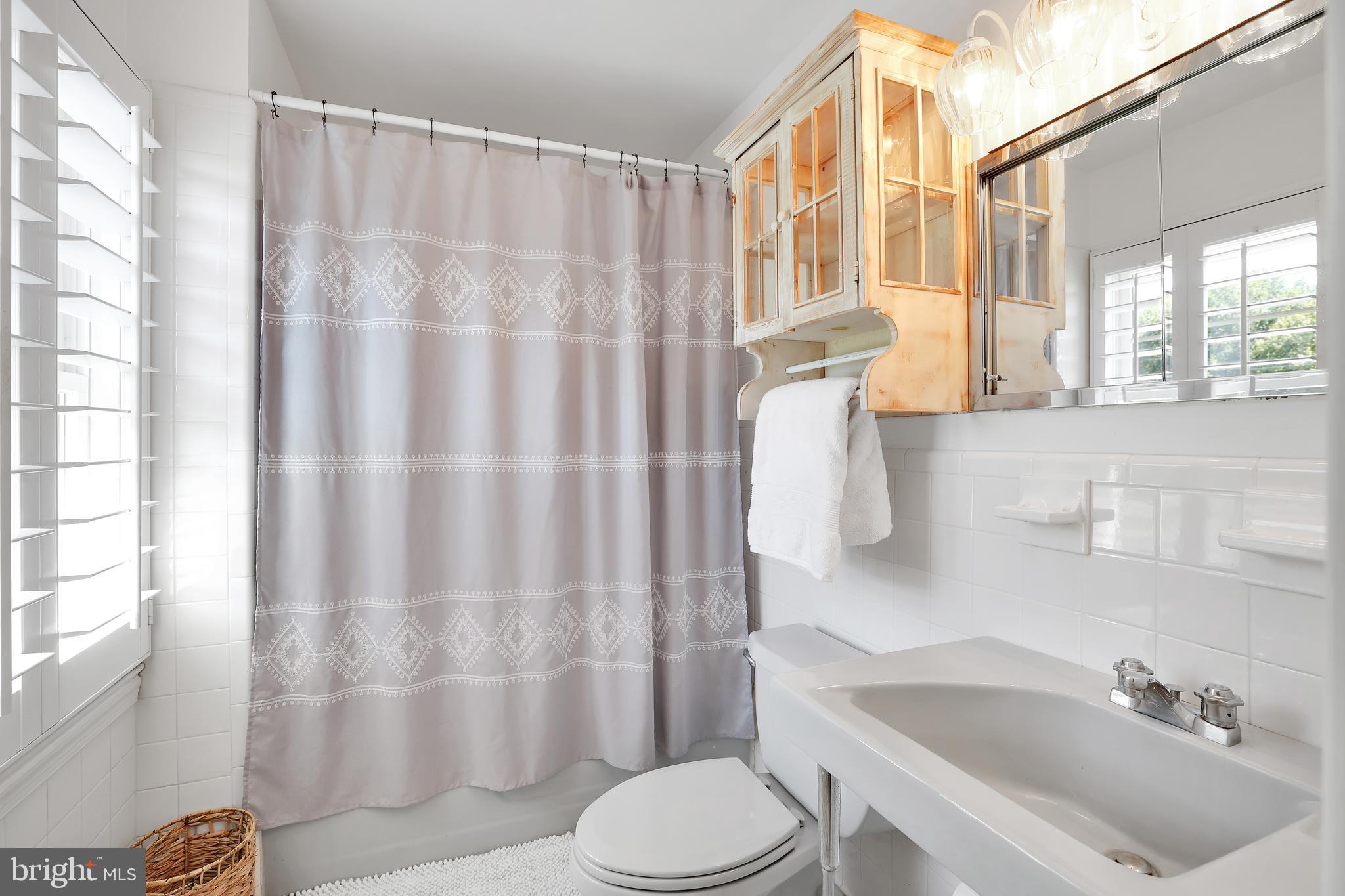 NORBROOK VILLAGE - Residential