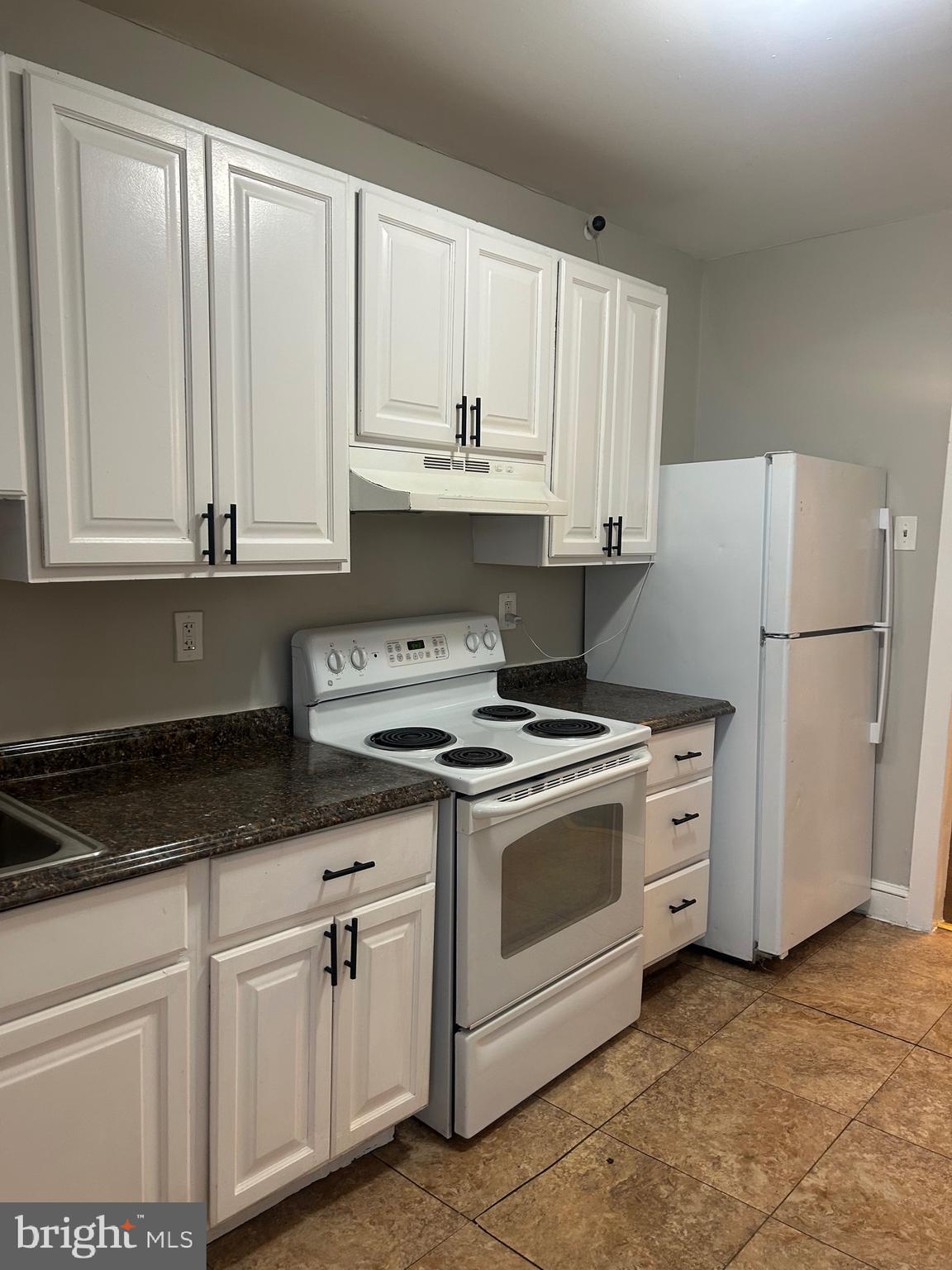 MONDAWMIN - Residential Lease