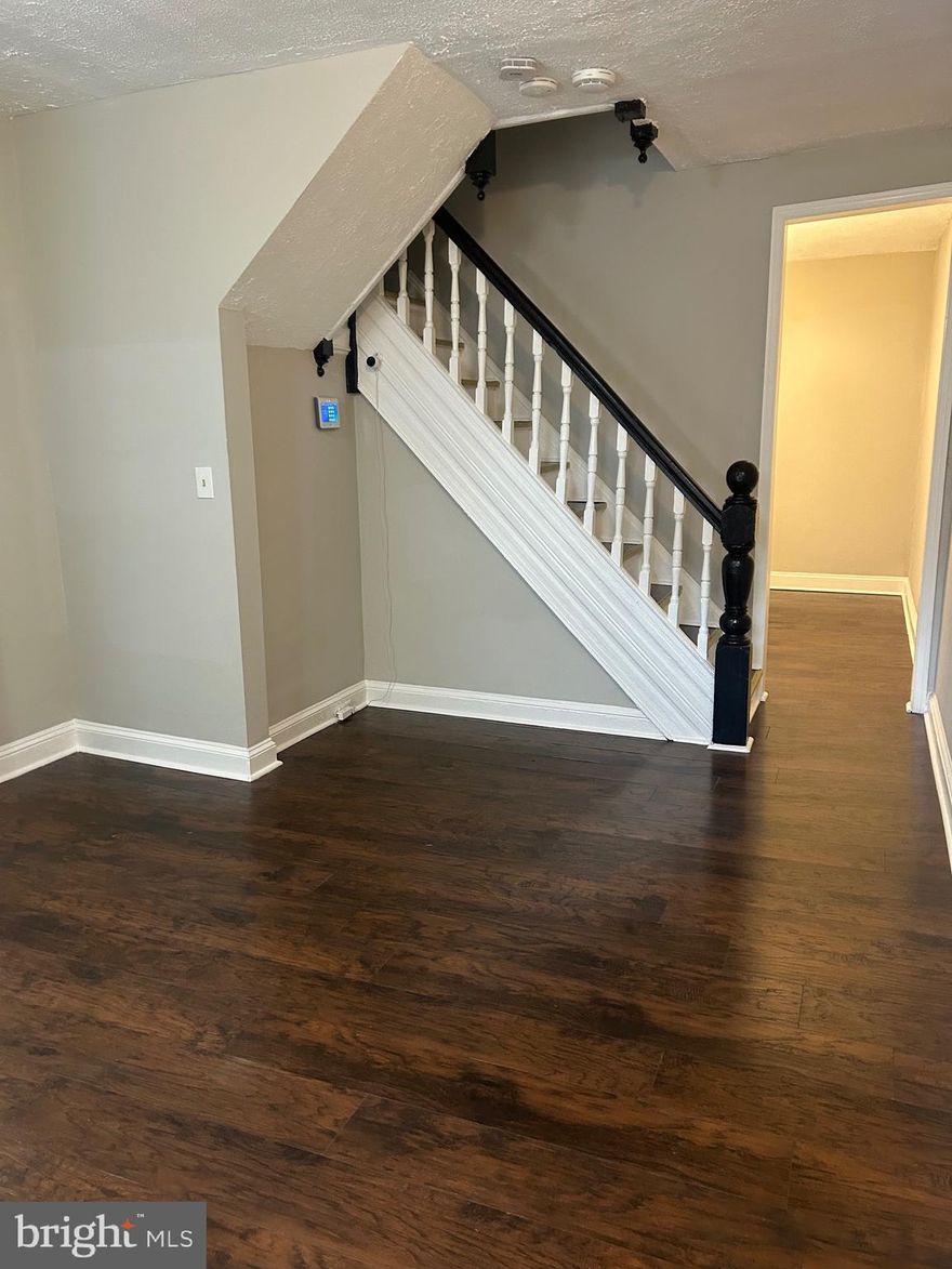 🎄 Home for the Holidays Savings Event 🎄 A new home is the best holiday gift 🎁. Get $250 off your first month’s rent when you apply and are approved by 12/31/25!

This completely renovated 4 bedroom, 2 bathroom property is available now! 
Home features fresh paint, new flooring, an updated kitchen, 2 updated bathrooms, and an in unit washer and dryer! 
Here are the rental requirements: 
✔️ Income must be 3x the monthly rent 
✔️ Vouchers are welcome 
✔️ No recent eviction history/failure to pay history/open judgements to previous landlords (no minimum credit score required) 
✔️ $50 application fee per adult 
✔️ Security deposit due within 48 hours of accepted application 
Connect with us to make this property your new home!