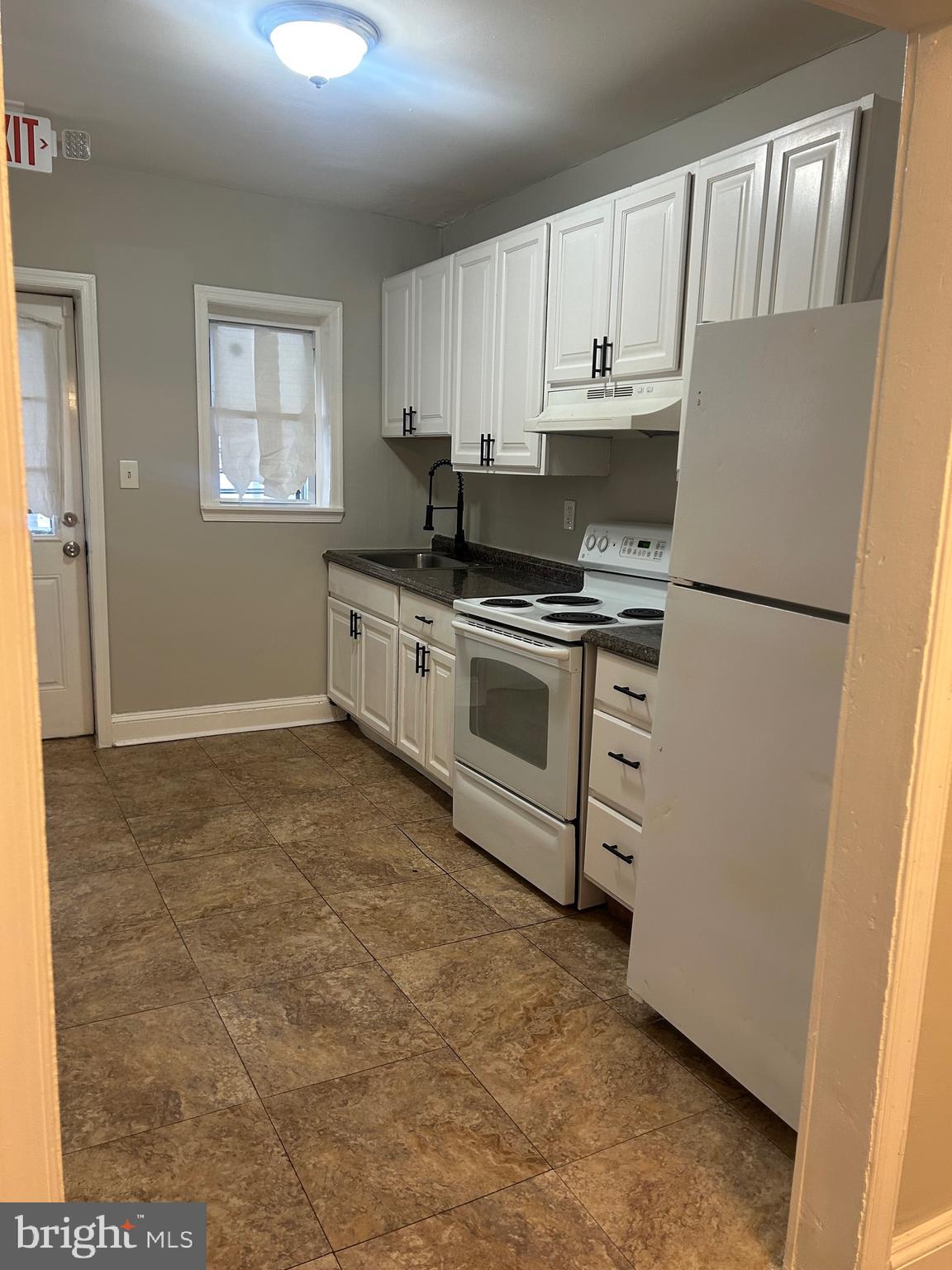 MONDAWMIN - Residential Lease