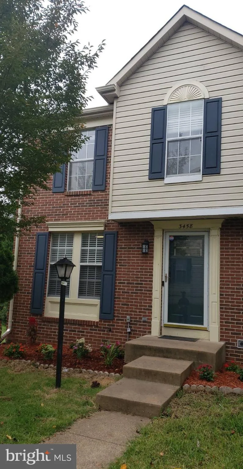 3458 Belleplain Court, Dumfries, VA 22026