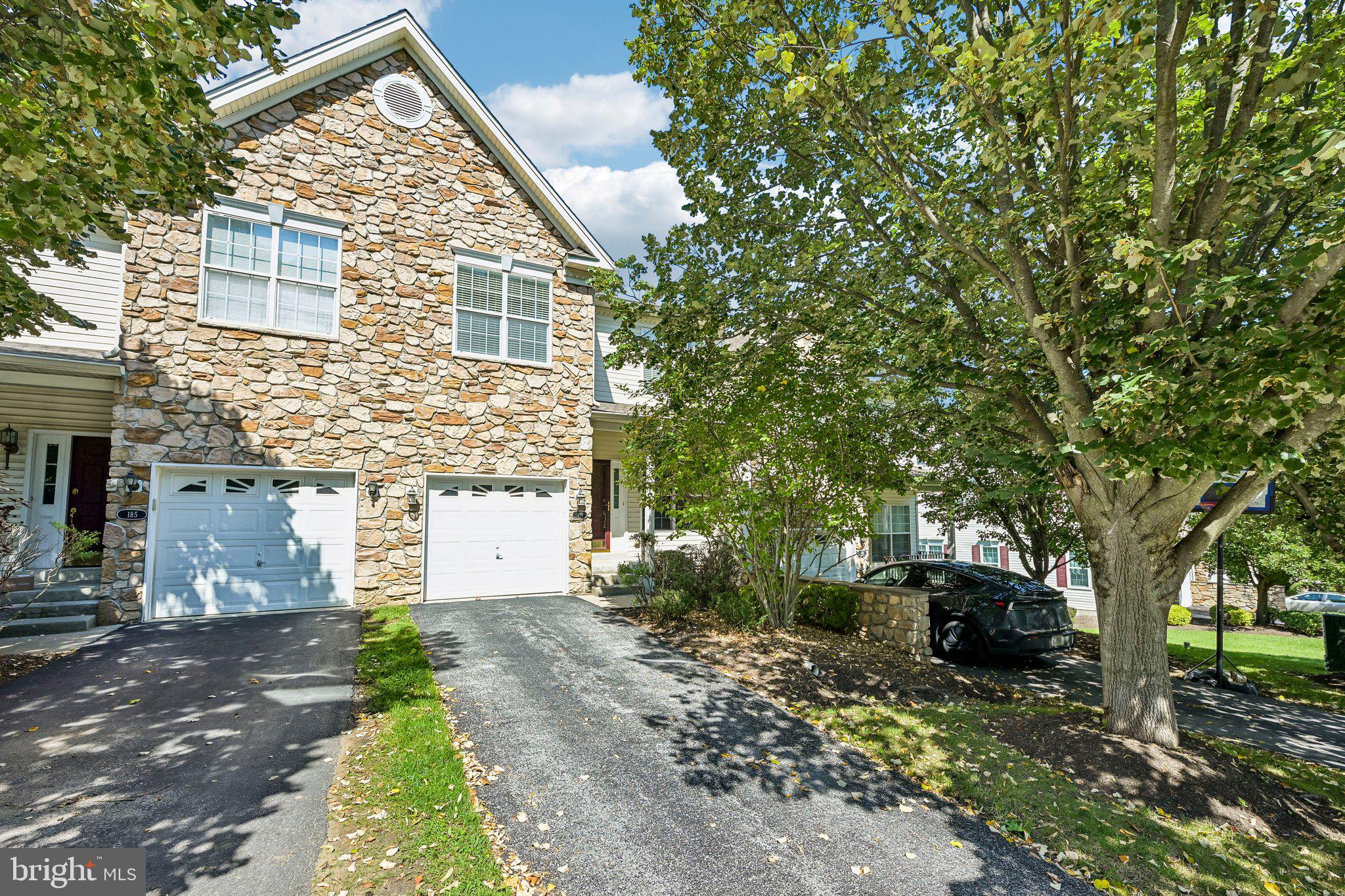 183 FRINGETREE DRIVE