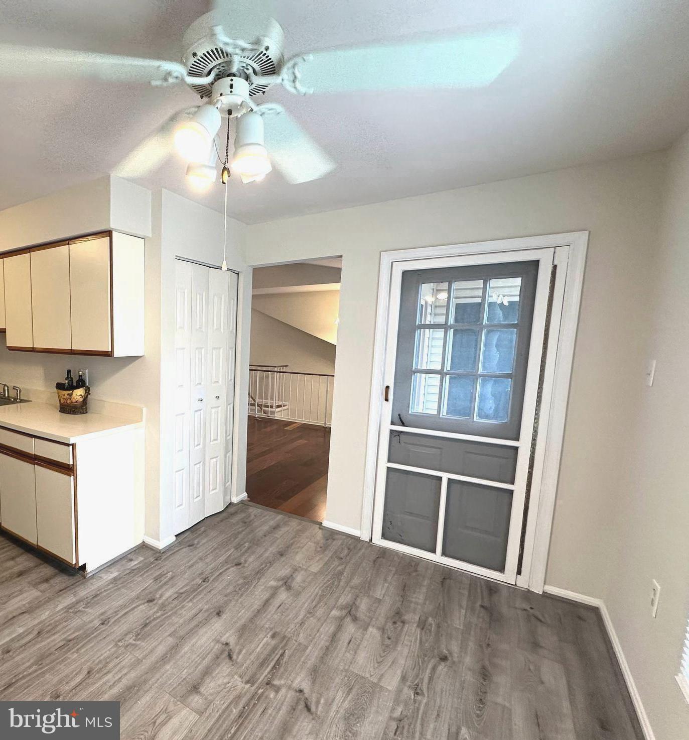 STONINGTON CONDOMINIUMS - Residential