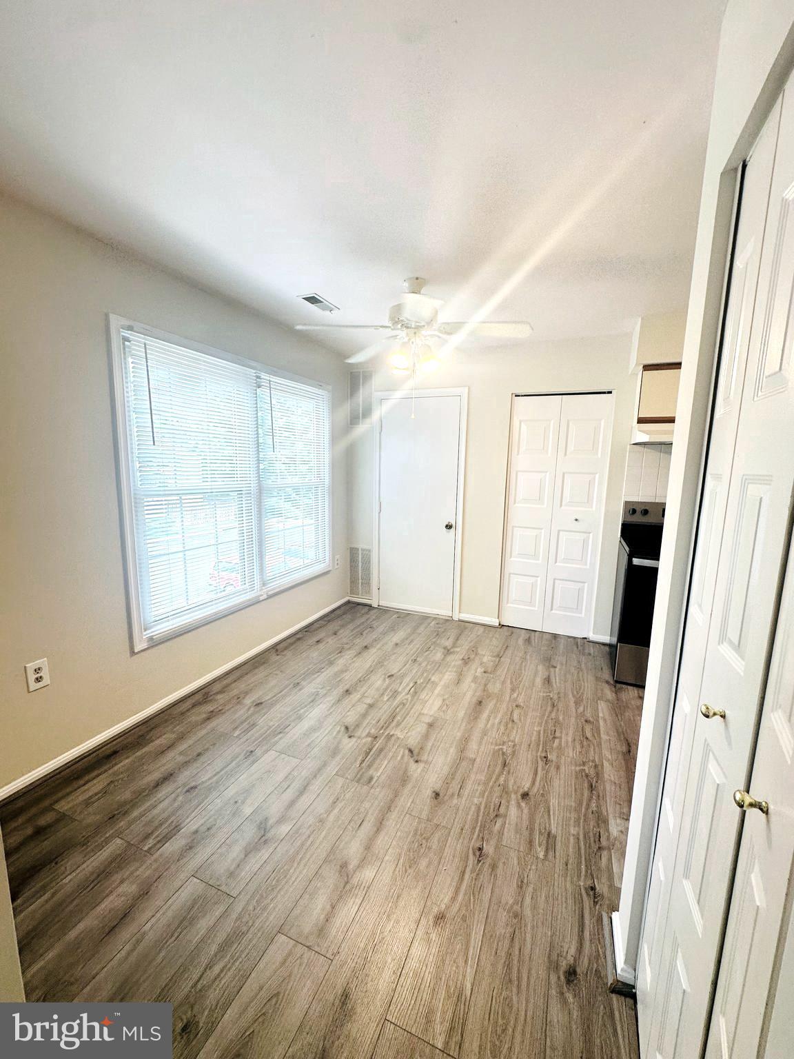 STONINGTON CONDOMINIUMS - Residential