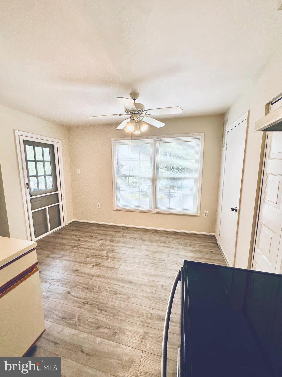 STONINGTON CONDOMINIUMS - Residential