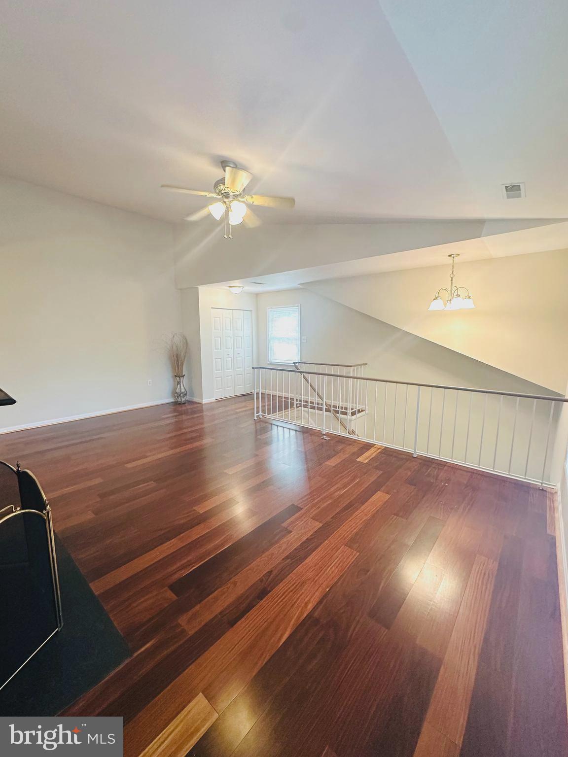 STONINGTON CONDOMINIUMS - Residential