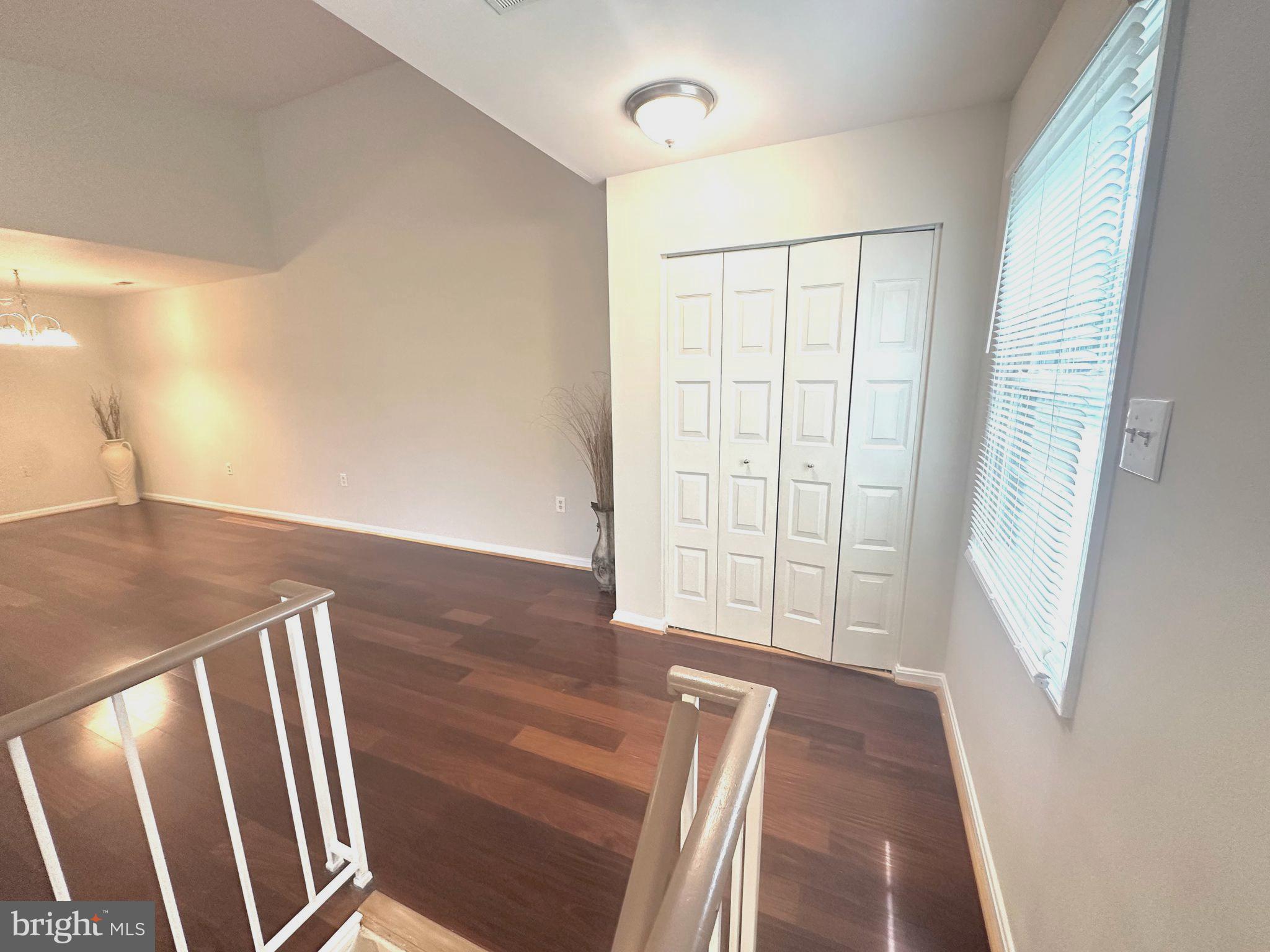 STONINGTON CONDOMINIUMS - Residential