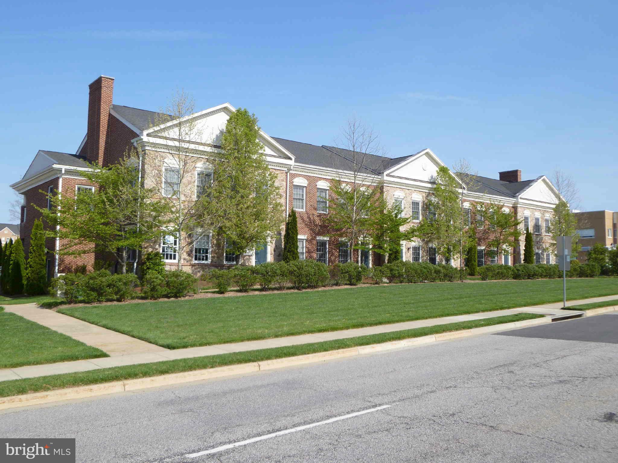 4000 GENESEE PLACE 213