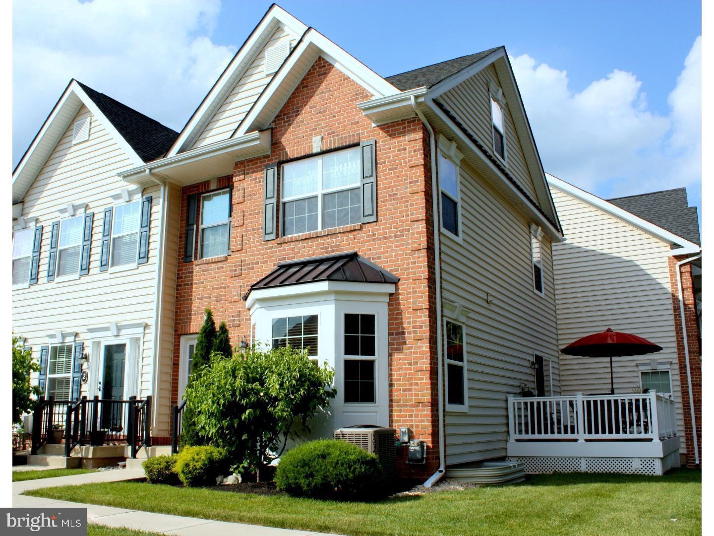 CARRIAGE HILL - Residential