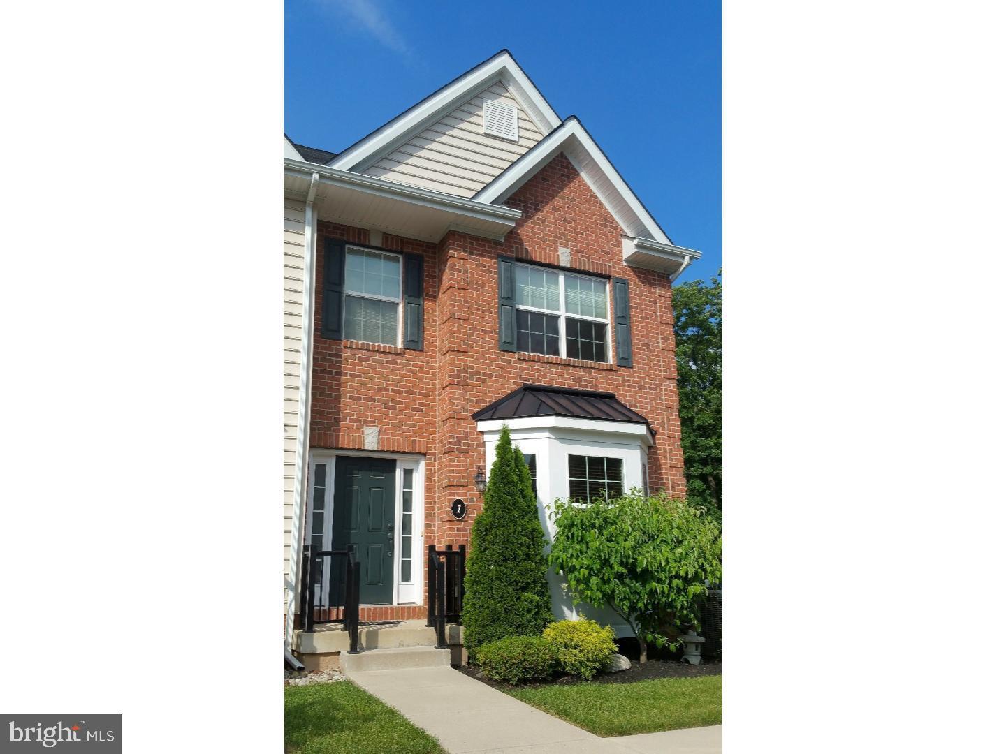 CARRIAGE HILL - Residential