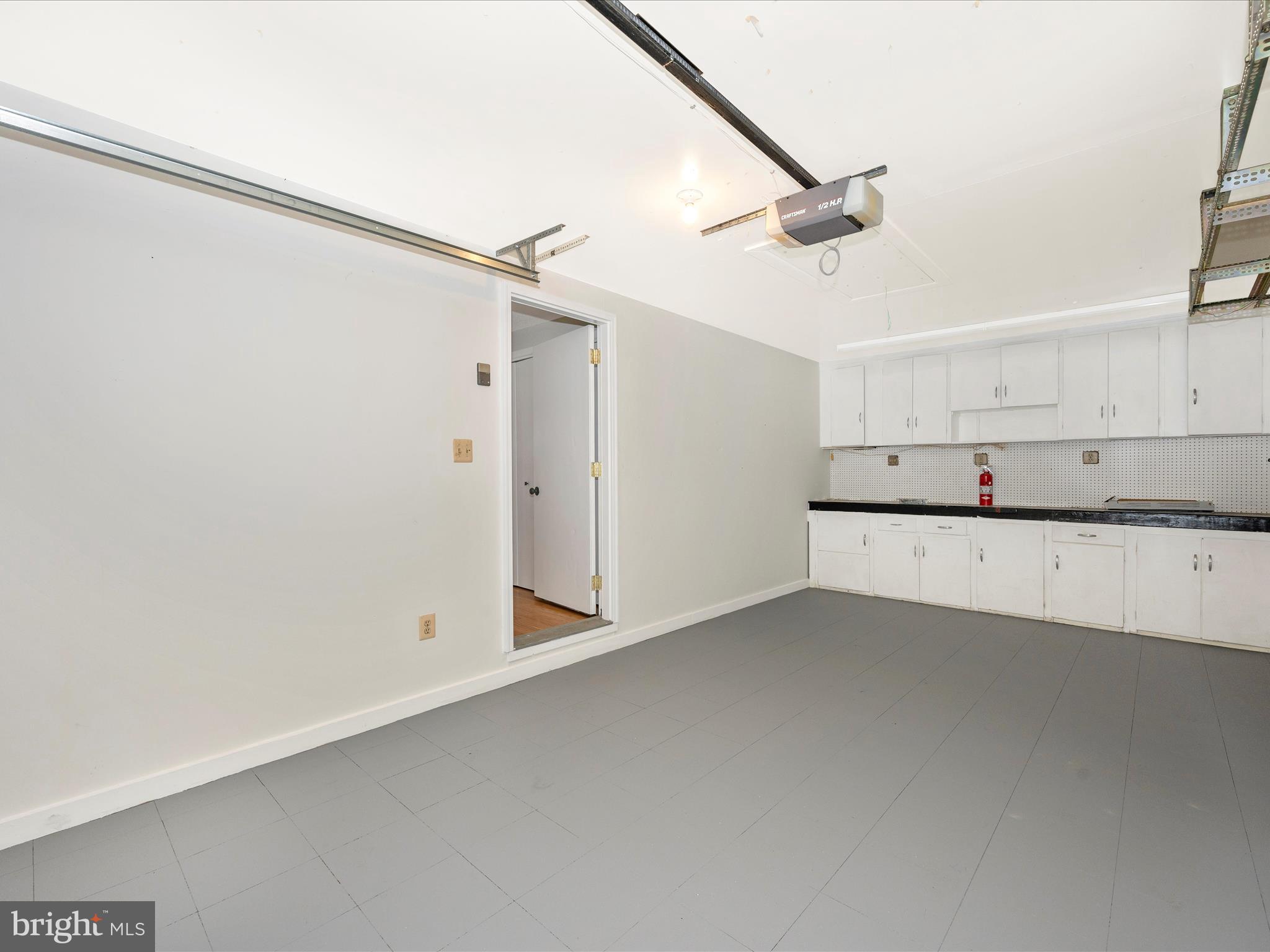 COLONIAL PARK - Residential