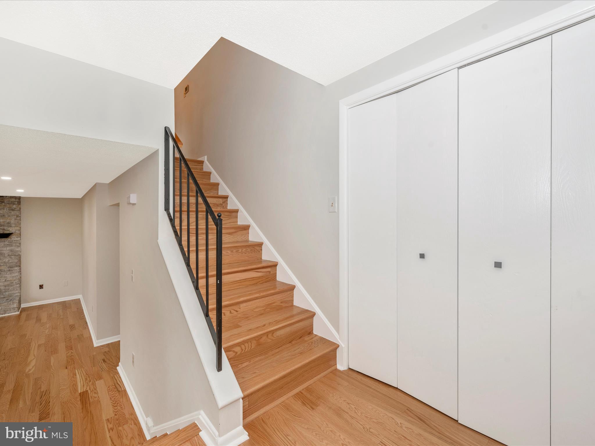 COLONIAL PARK - Residential