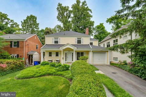 Photo of 5705 Northfield Road, Bethesda, MD 20817 (MLS # MDMC2131048)